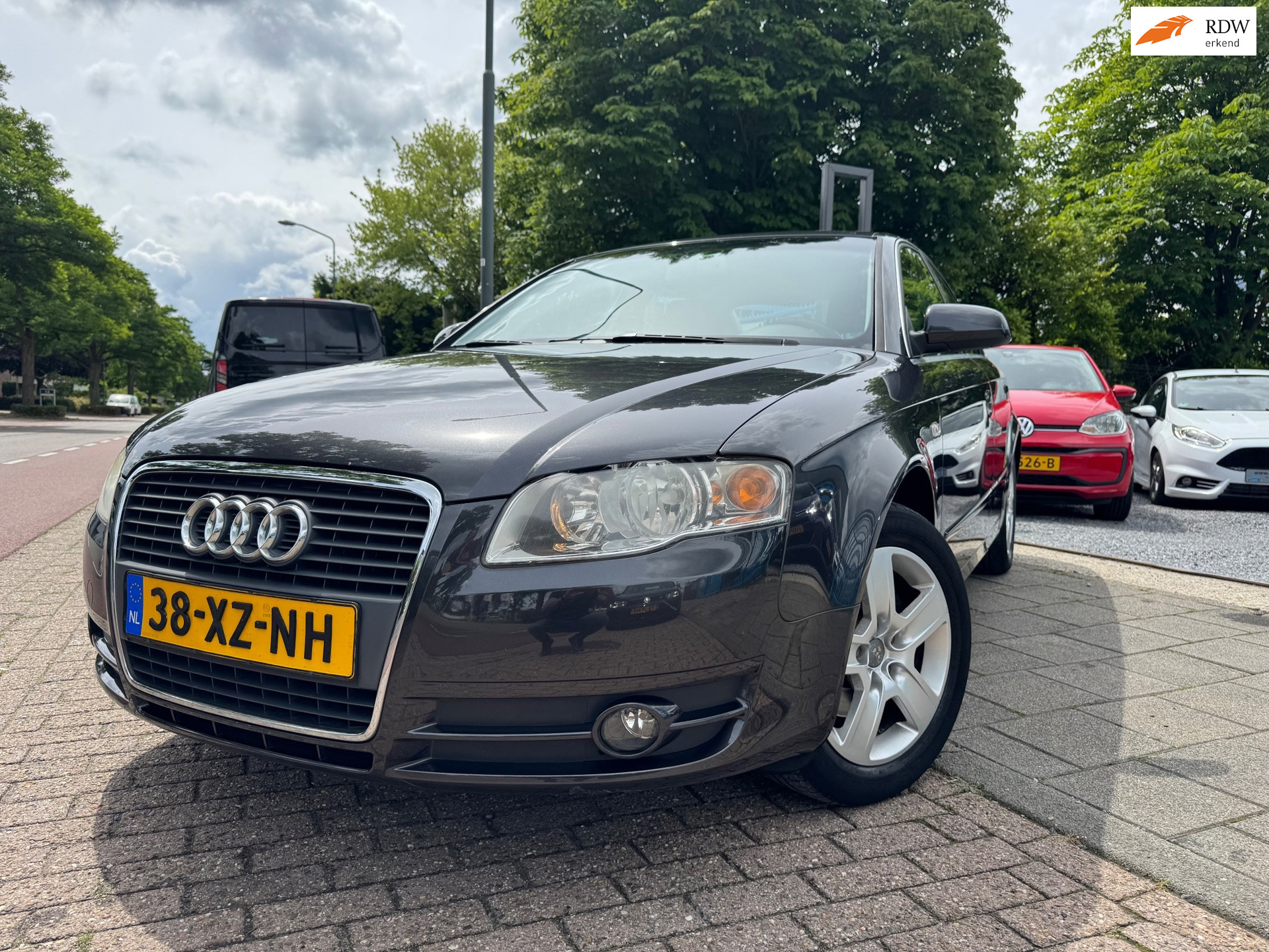 Audi A4 Limousine 2.0 Advance Clima Elek Pakket Navi Cruise