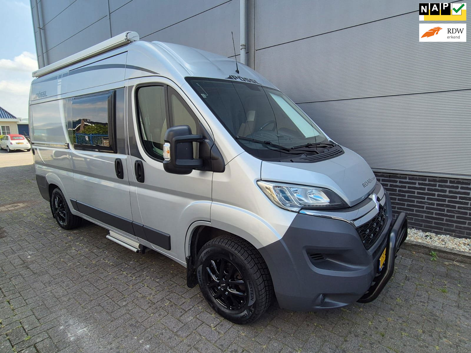 Pössl KW 20/22 Stoere buscamper – 6 meter – dwarsbed – nap – 1 ste eigenaar – garantie
