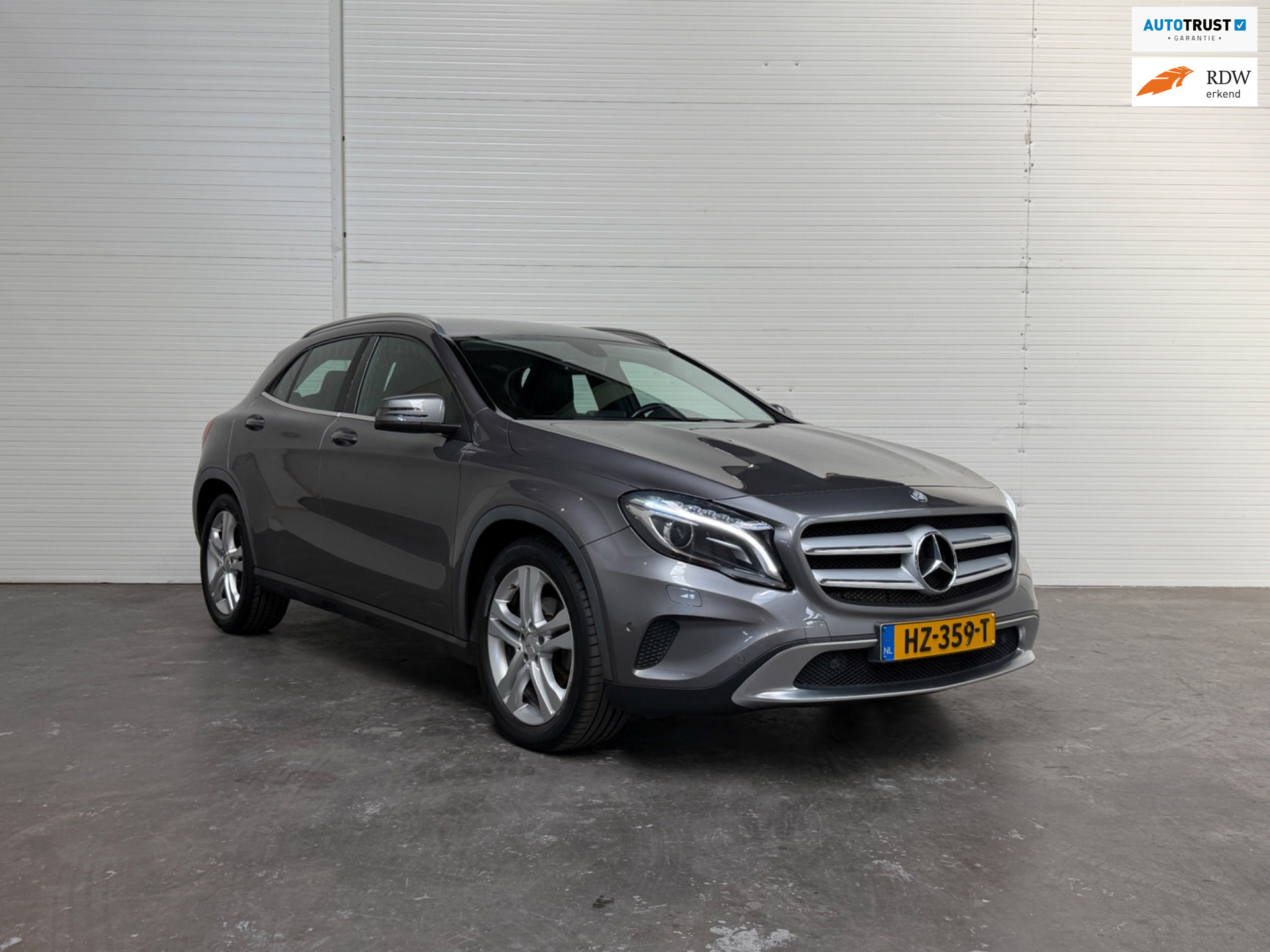 Mercedes-Benz GLA 180 Prestige automaat / afneembare Trekhaak / Stoelverwarming / CC / Navi