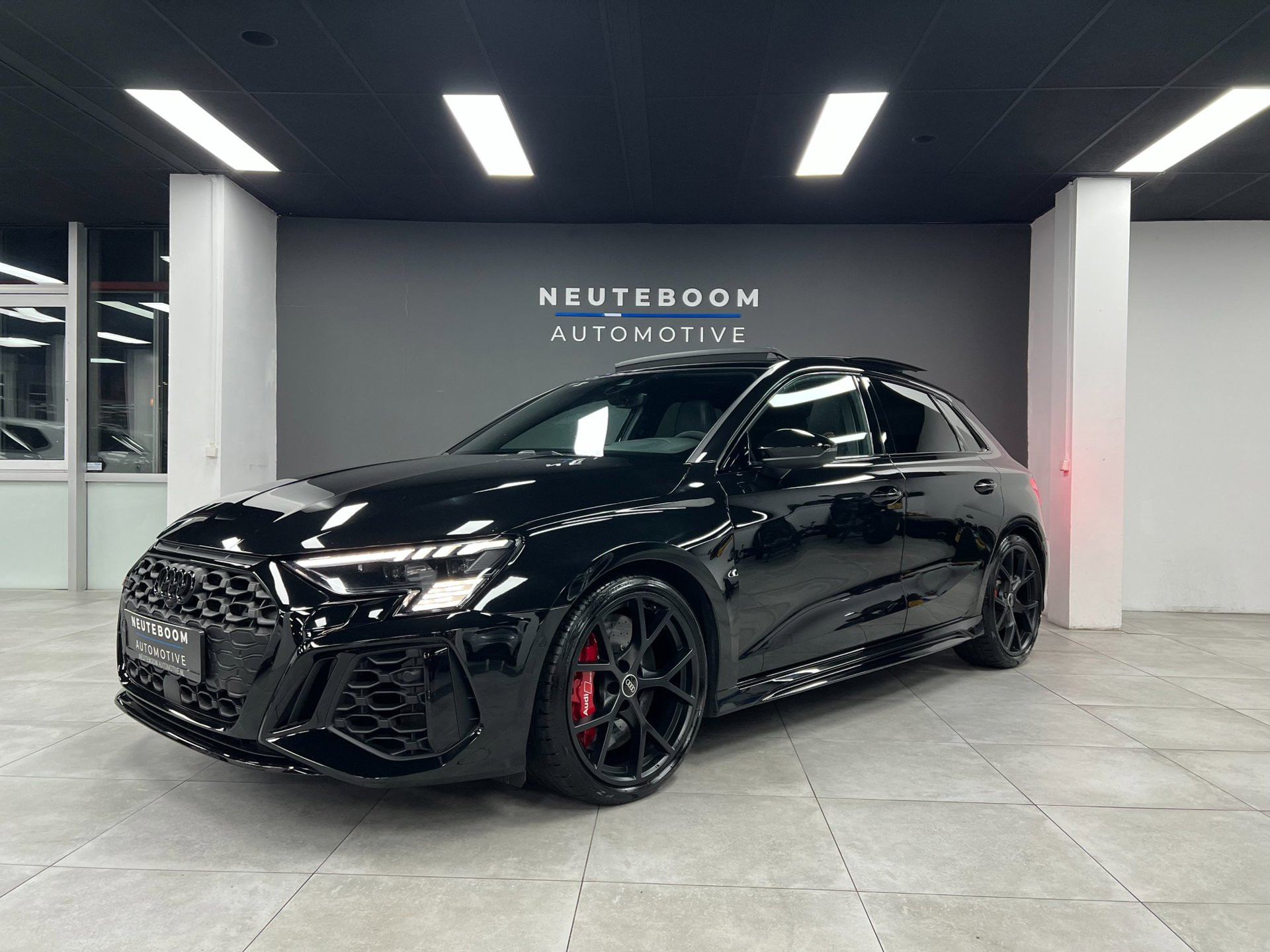 Audi A3 Sportback 2.5 RS 3 quattro | Ceramic |Head-Up| B&O