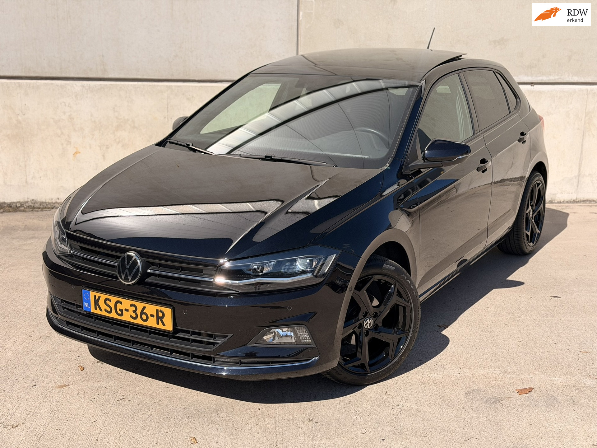 Volkswagen Polo 1.0 TSI Highline DSG BTW Pano 17′ R-Line Virtual Camera CarPlay Navi LED ACC