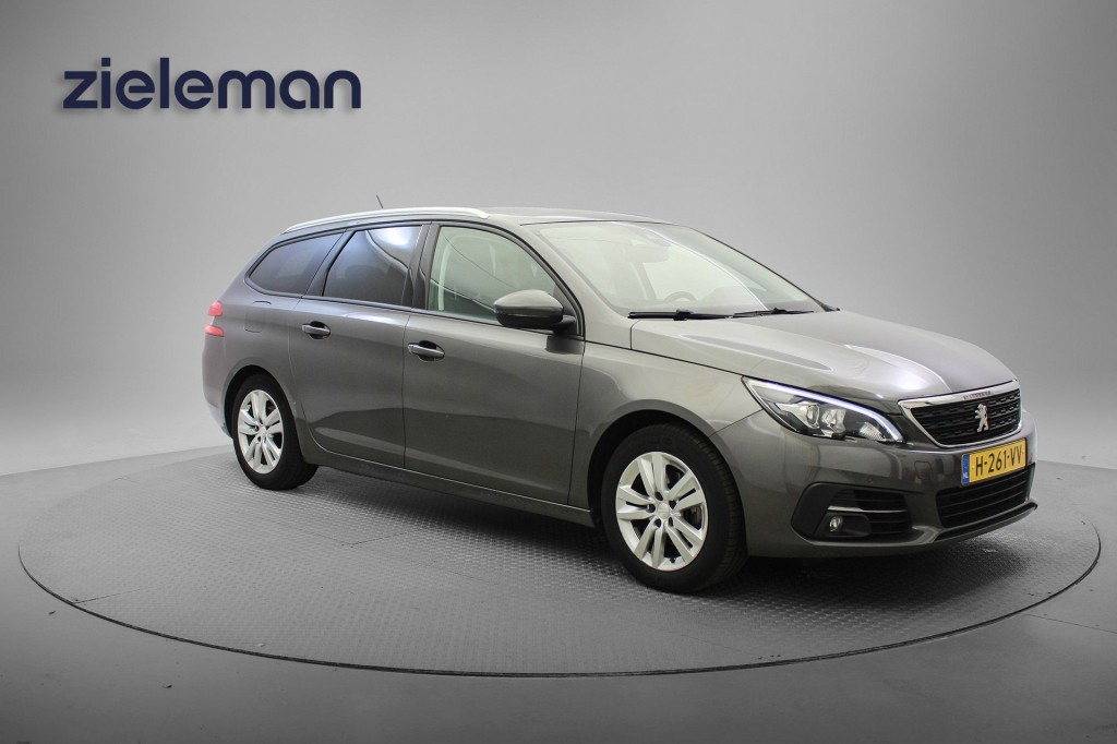 Peugeot 308 SW 1.2 PureTech Executive – Panorama, Carplay, Trekhaak