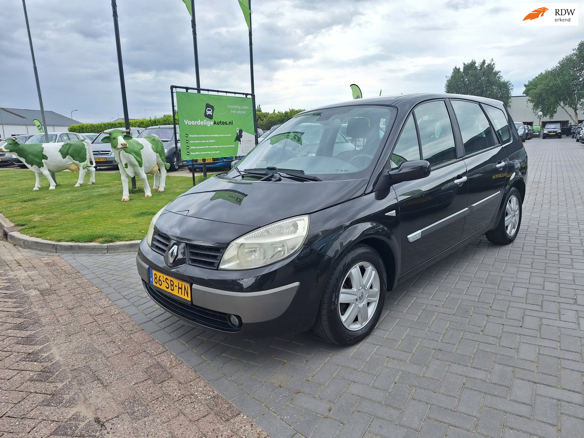 Renault Grand Scénic 2.0-16V Tech Line / 7- peesoons / AUTOMAAT / Keurige auto