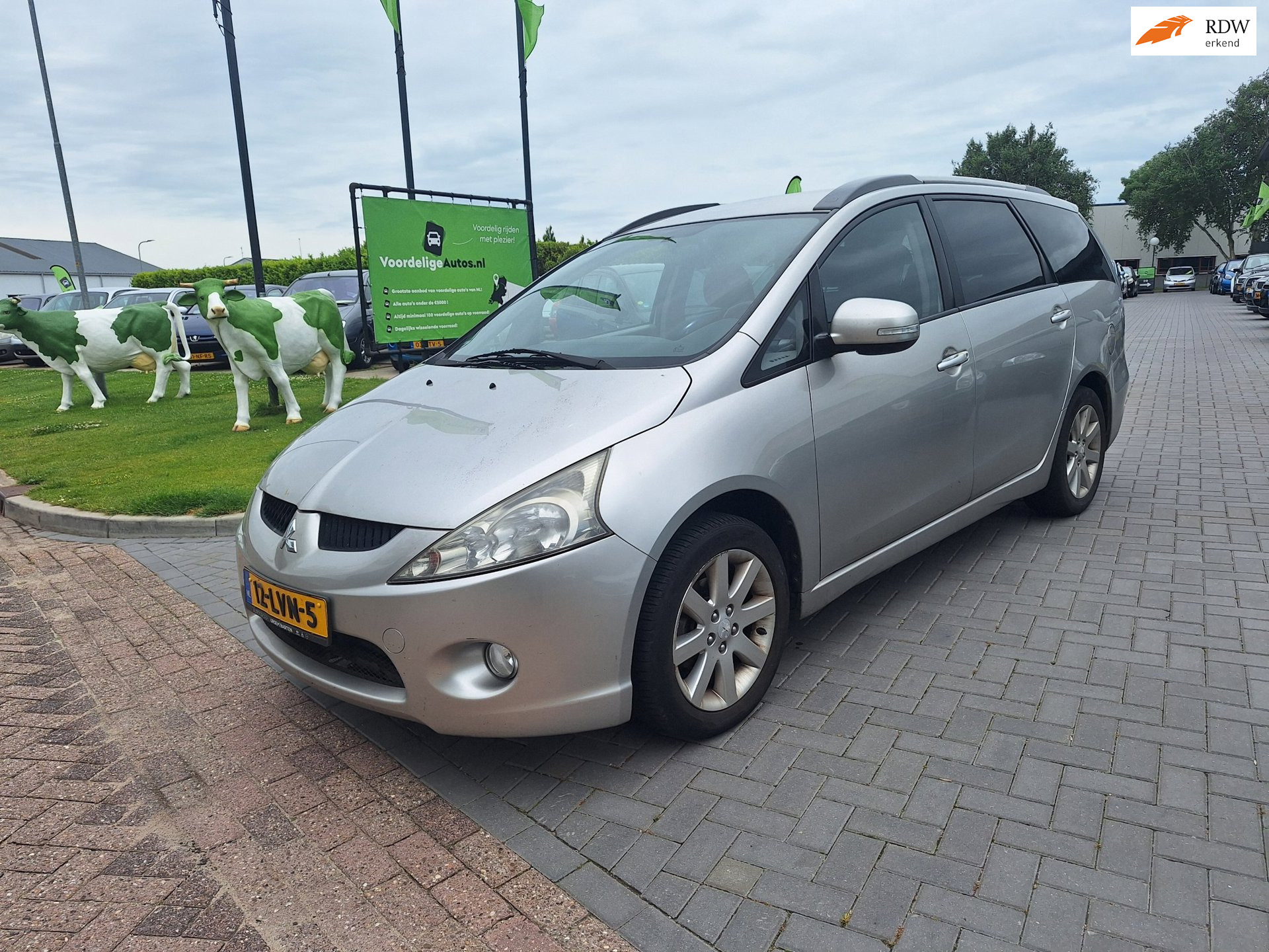 Mitsubishi Grandis 2.4-16V Limited / Versnellingsbak hoorbaar / APK dec 2026