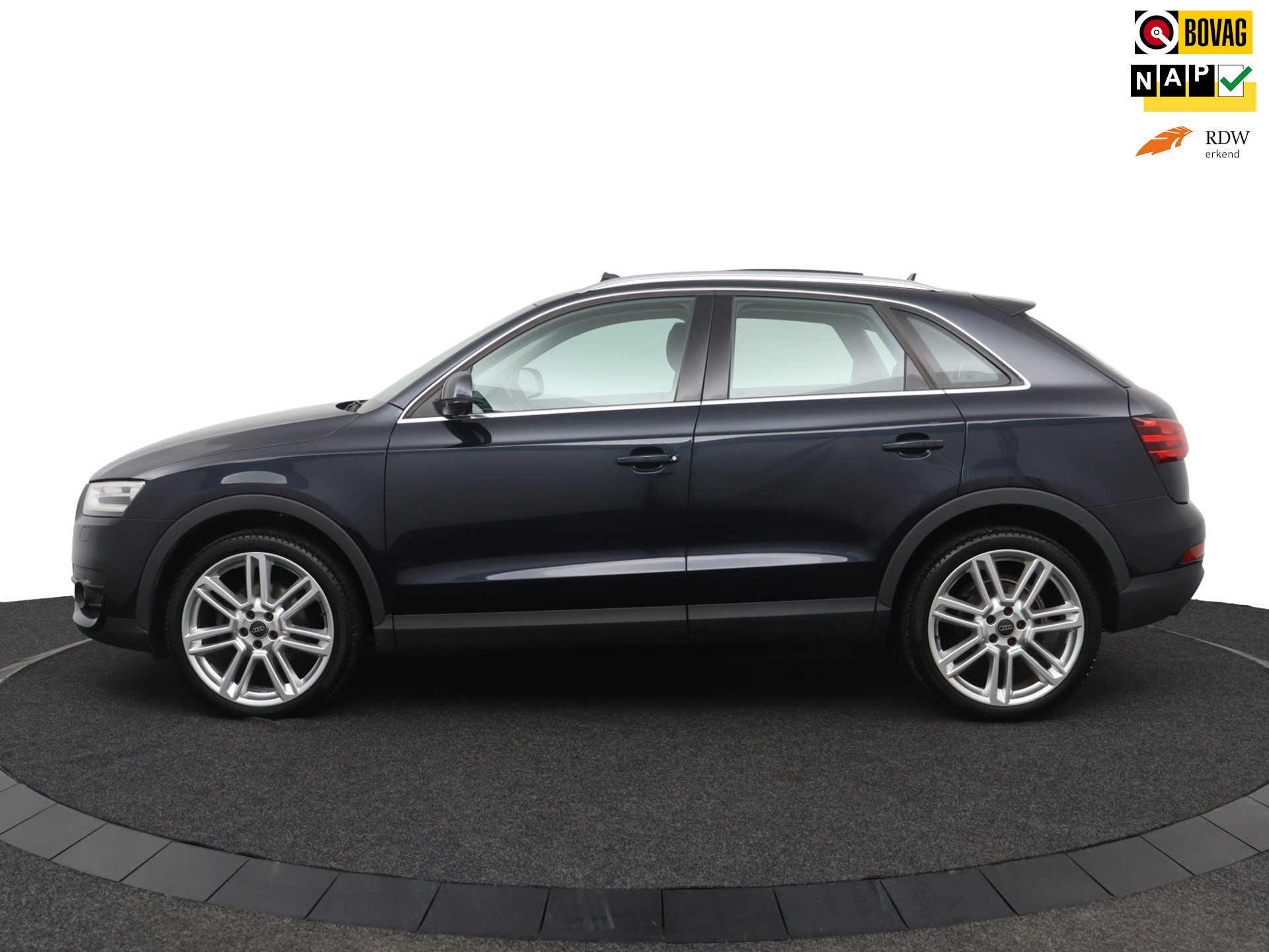 Audi Q3 2.0 TFSI quattro Business Edition I PANORAMADAK I XENON I TREKHAAK I PDC