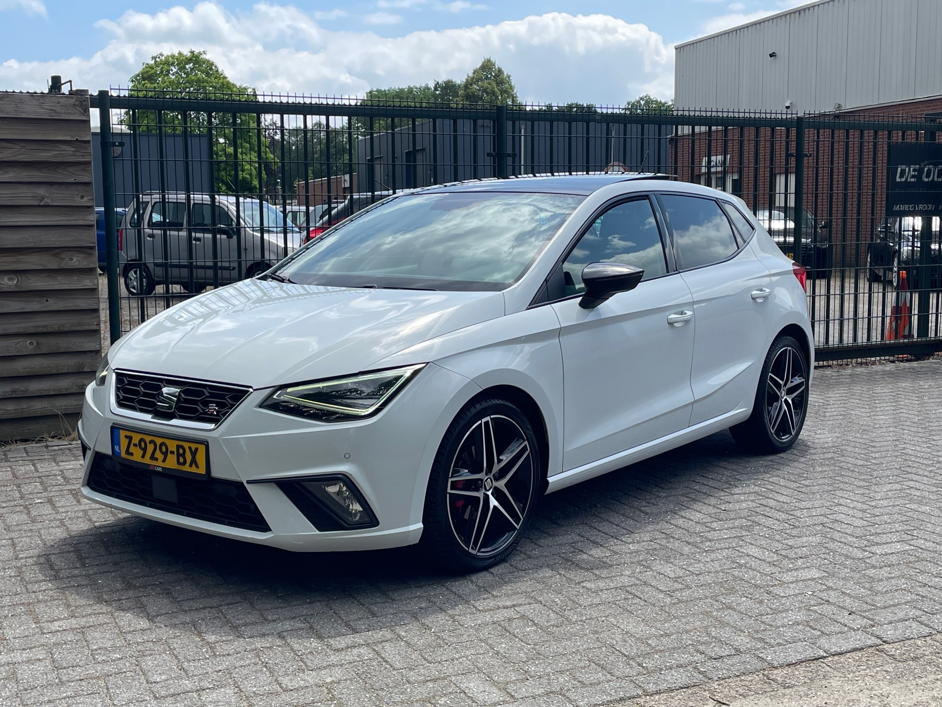 SEAT Ibiza 1.0 TSI FR Limited Edition VOLL..! Pan, Navi, Leder