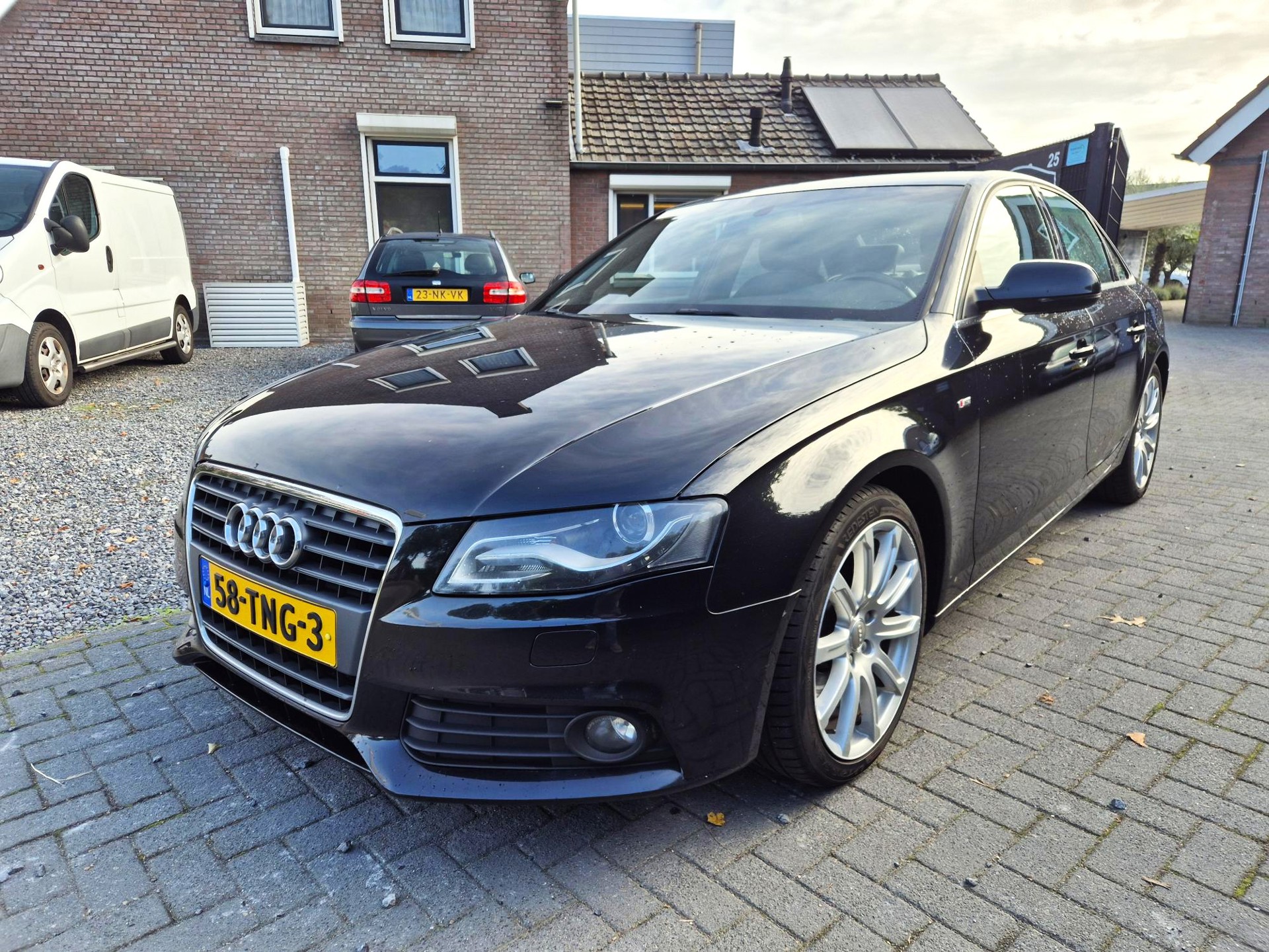 Audi A4 Limousine 1.8 TFSI Pro Line S Automaat Navi Clima Cruise Afn. trekhaak