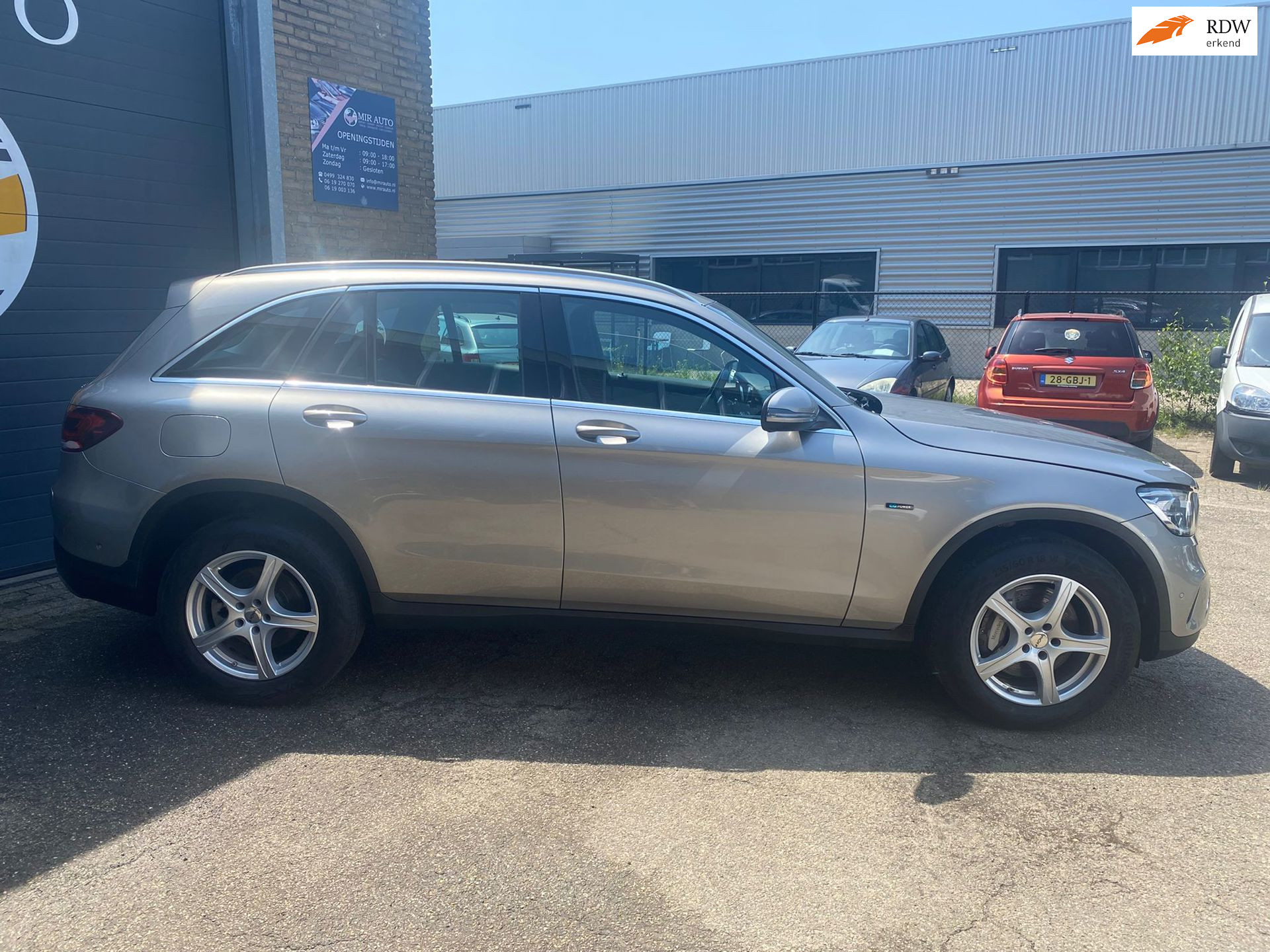 Mercedes-Benz GLC 300e 4MATIC Business Solution