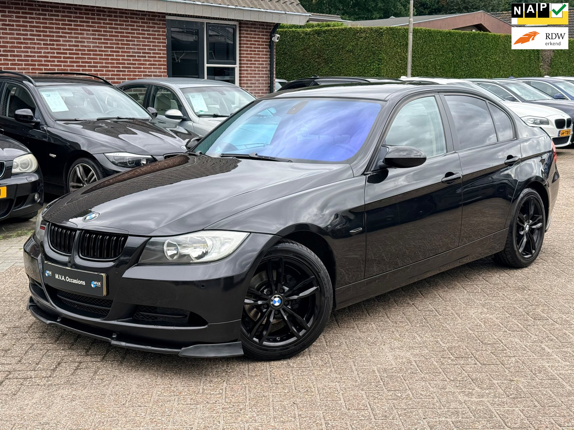 BMW 3-serie 320i High Executive |INRUIL KOOPJE!!|Leder|Climate control|Navigatie|Cruise control..