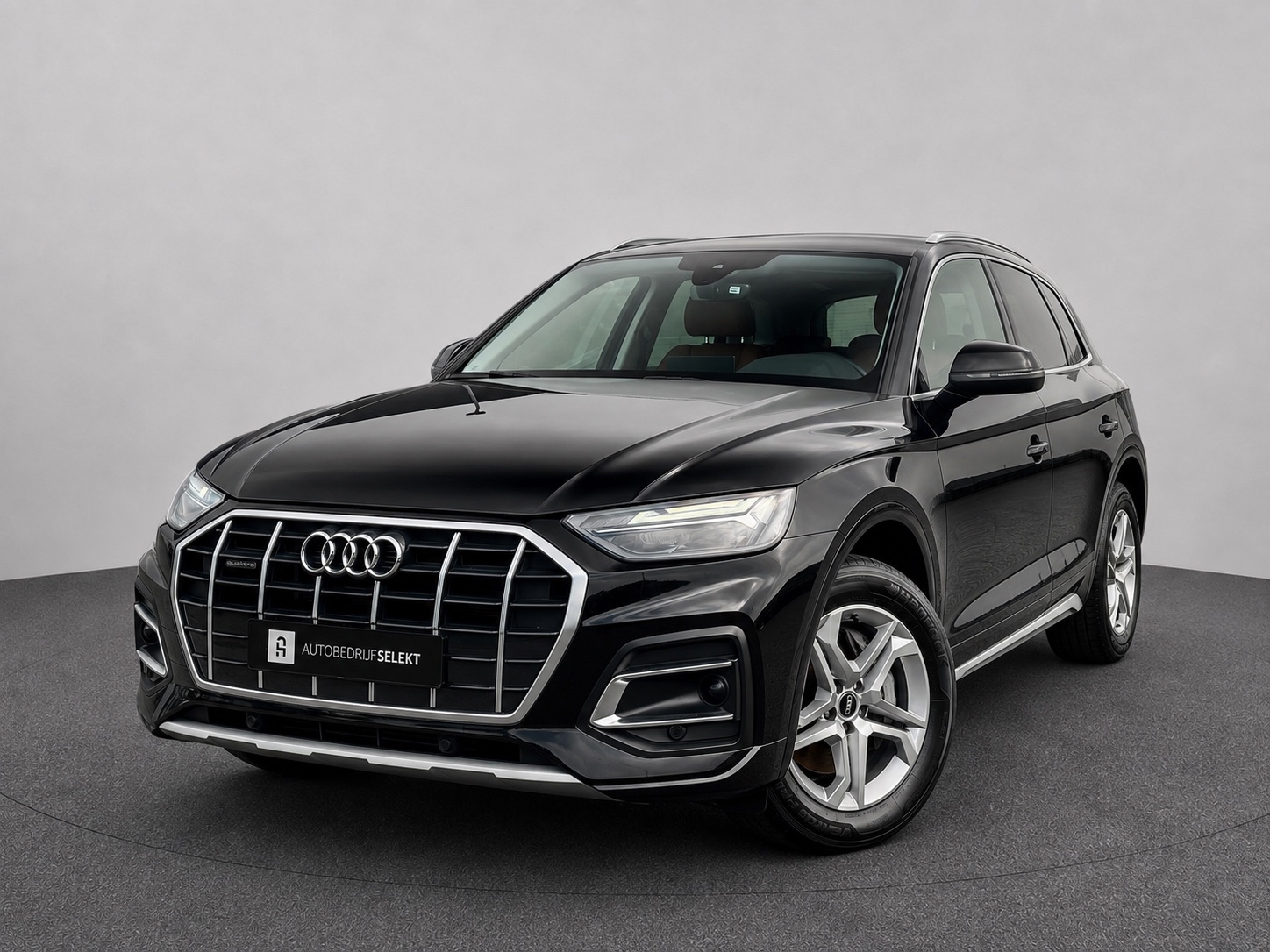 Audi Q5 50 TFSI e | Trekhaak | Carplay | Stoelverwarming | Elektrische achterklep | ACC | LED