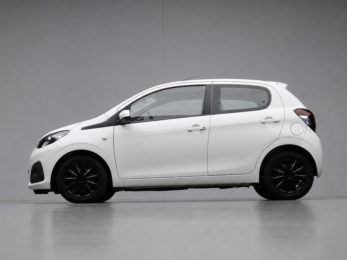 Peugeot 108 1.0 e-VTi Active Sport (CAMERA,AIRCO,LAGE KILOMETERSTAND,BLACK AND WHITE EDITION,BLUETOOTH,SPORTSTOELEN,NETTE STAAT)
