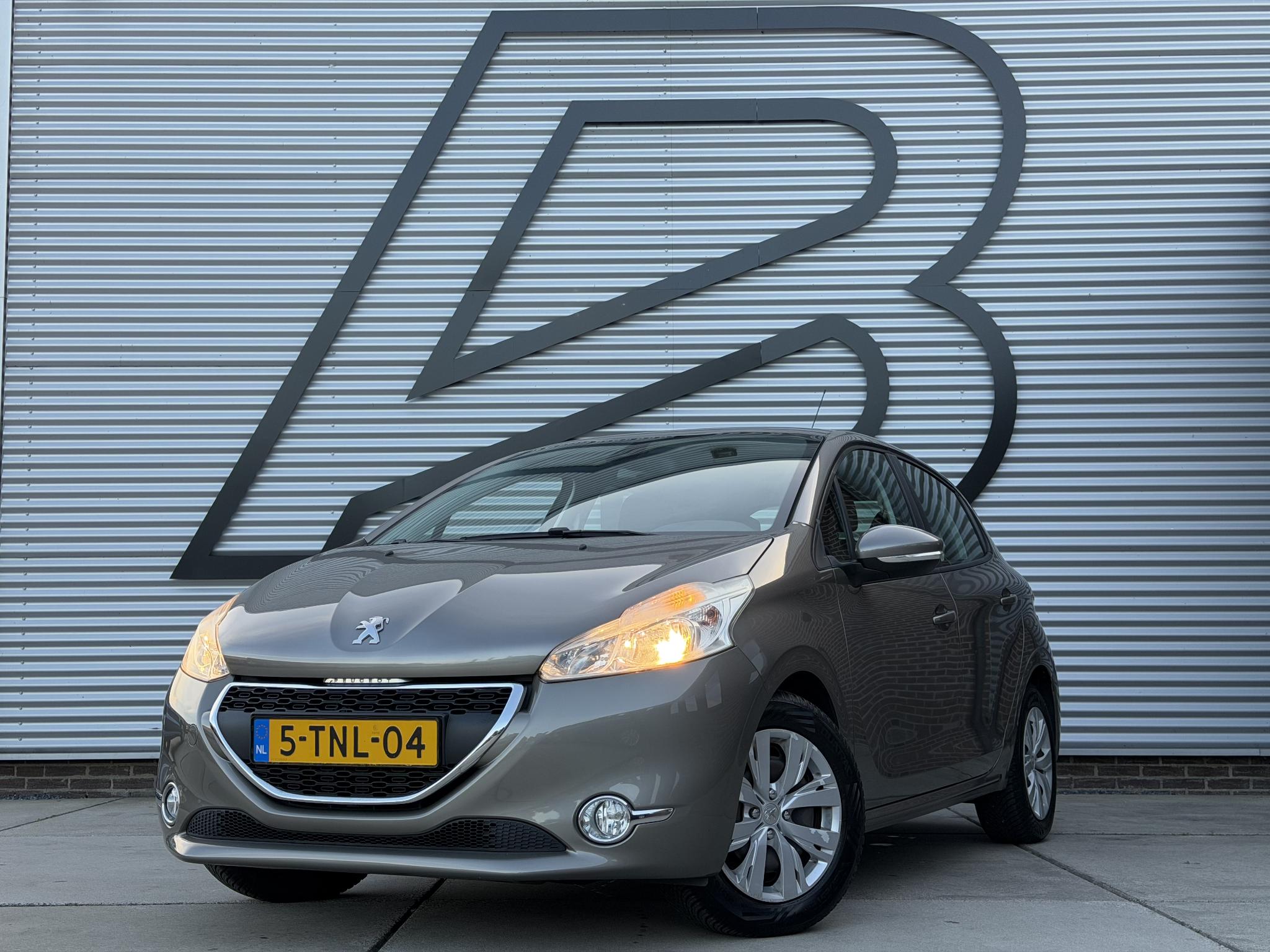 Peugeot 208 1.2 e-VTi Envy