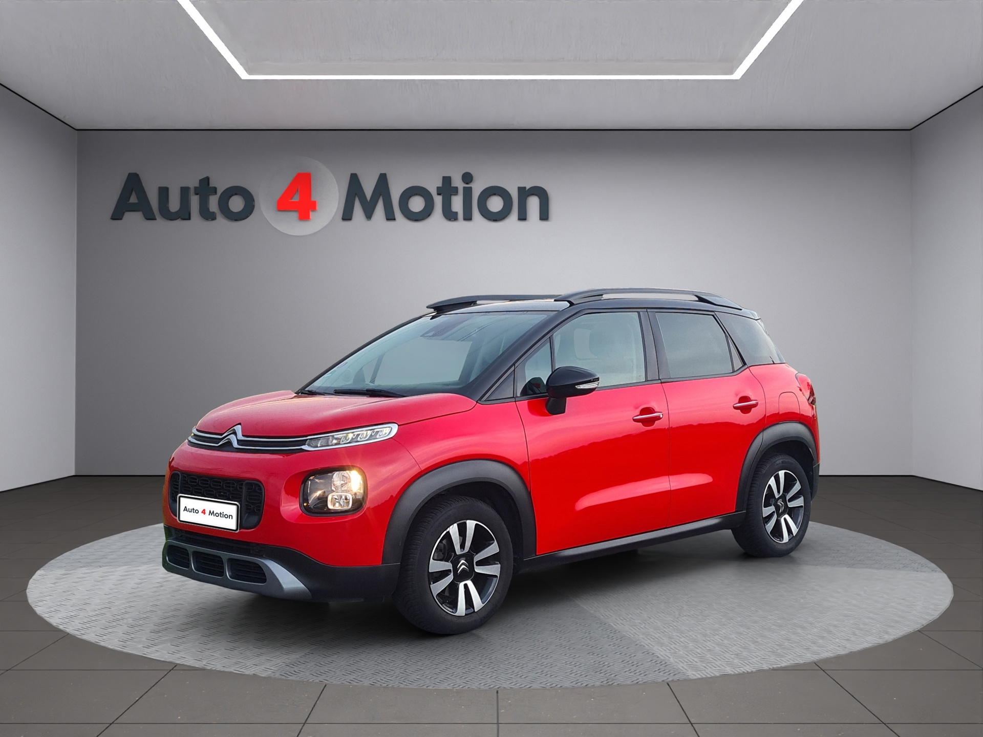 Citroën C3 Aircross 1.2PureTech S&S Shine Met NAVIG / PANO / PDC / I-LINK