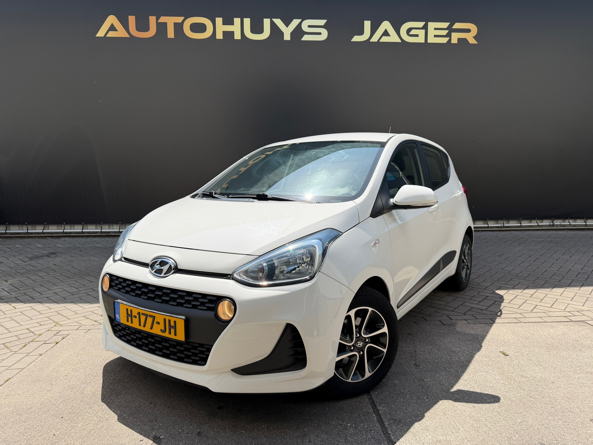Hyundai i10 1.0i Comfort 5p. Automaat Scherm