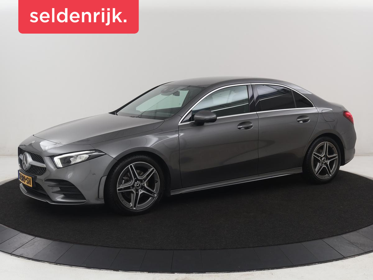 Mercedes-Benz A-Klasse 180 Business Solution AMG | Leder/alcantara | Stoelverwarming |