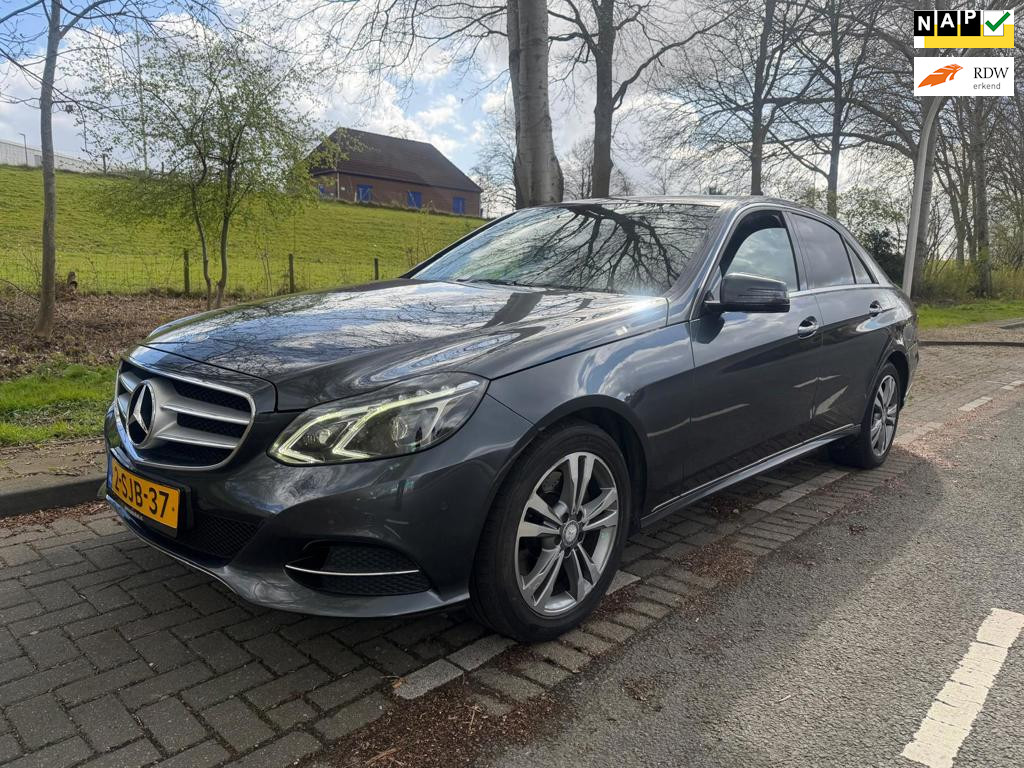 Mercedes-Benz E-Klasse 300 BlueTEC HYBRID Ambition Avantgarde automaat ,nieuwe apk nap