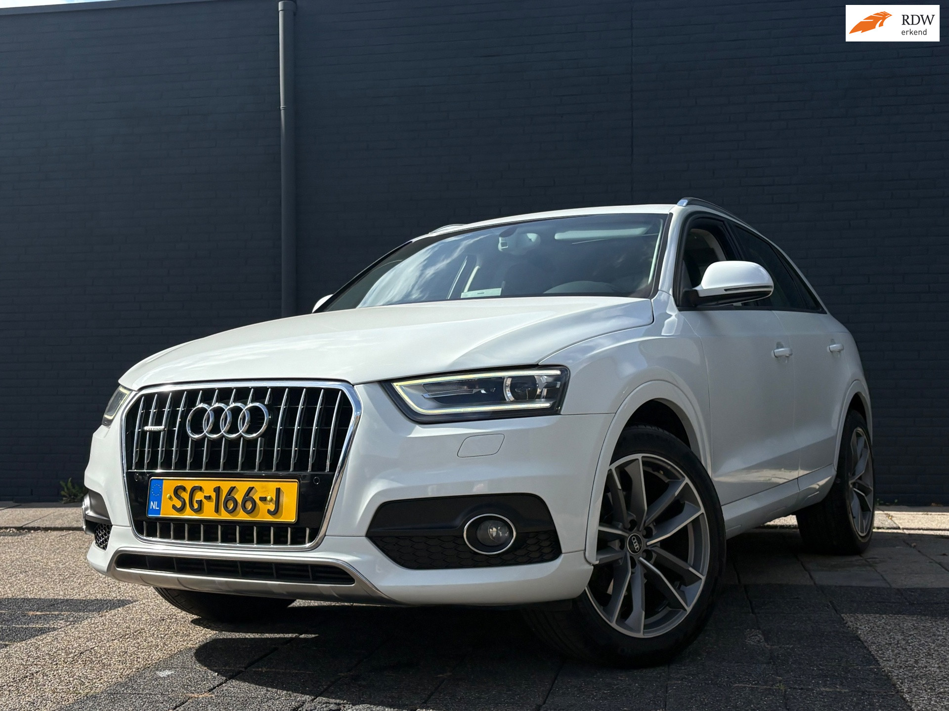 Audi Q3 2.0 TFSI quattro Pro Line S | Pano | Stoelverw. | Automaat