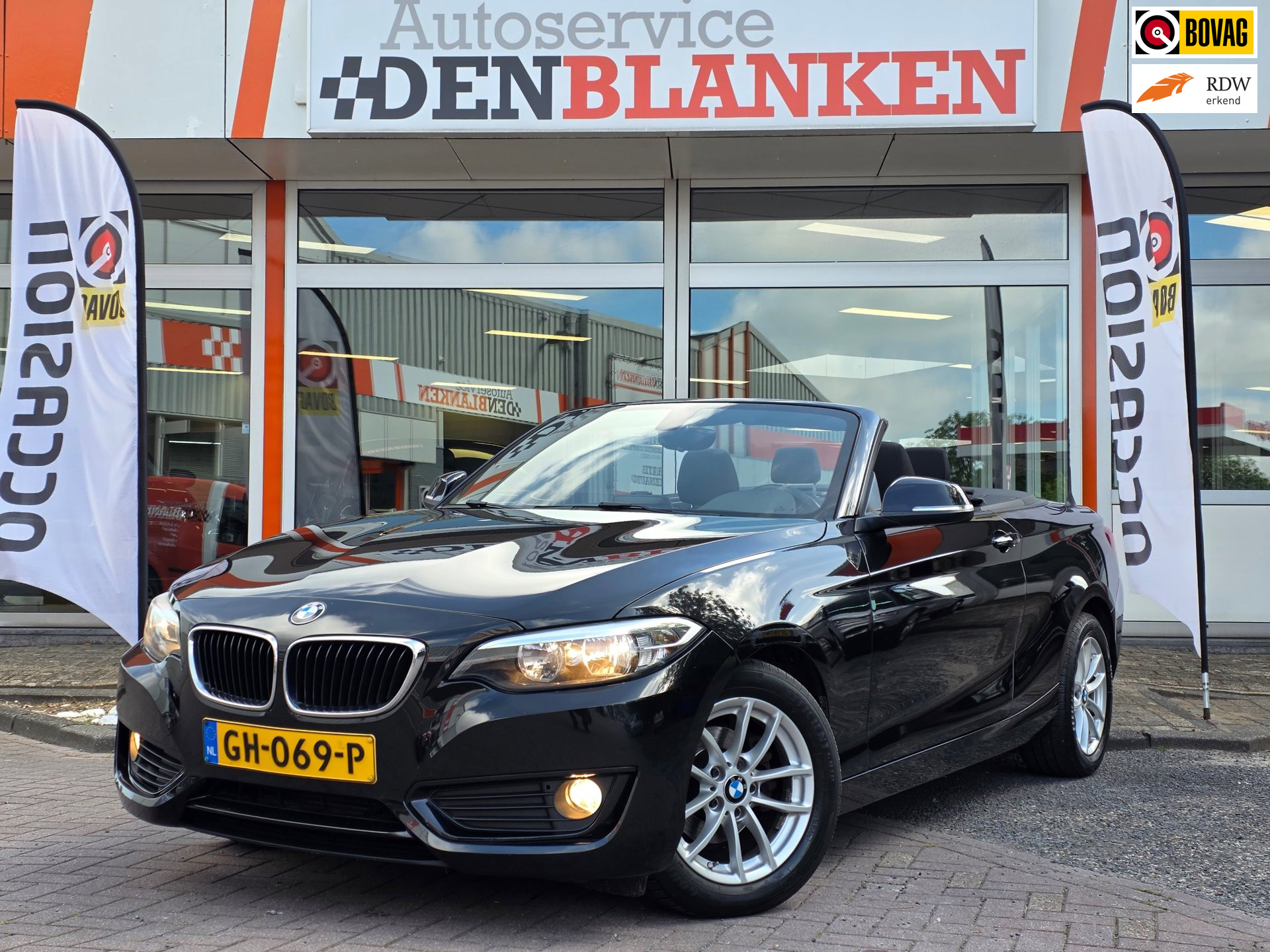 BMW 2 Serie Cabrio 218i Automaat BJ.2015 / Navigatie / Clima / Cruise / Lmv / Pdc !!