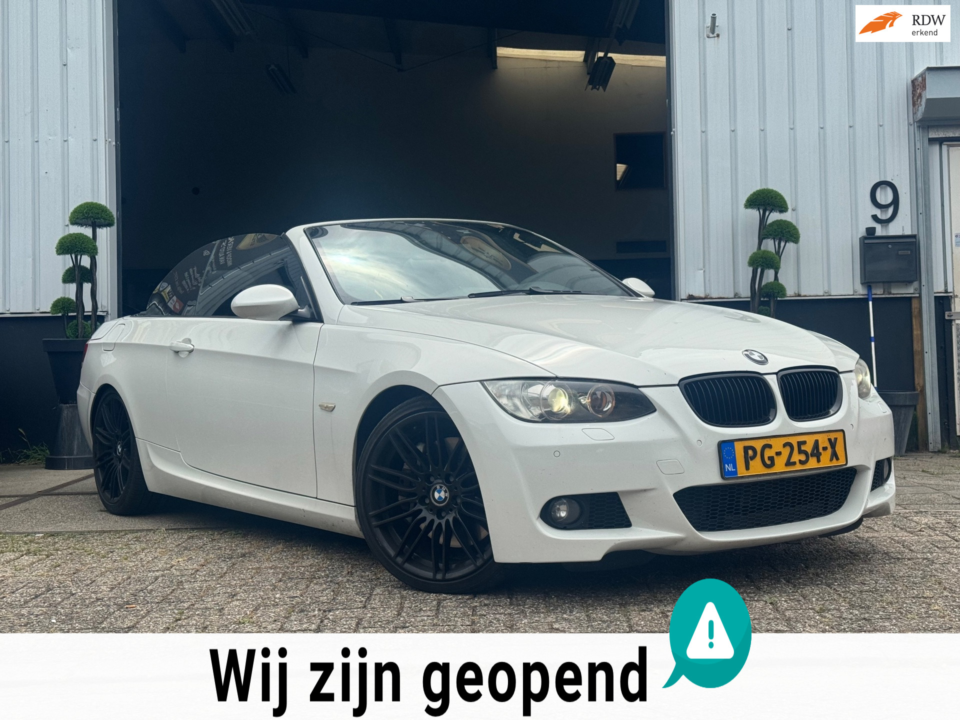 BMW 3 Serie Cabrio 330d | APK | M PAKKET | AUTOMAAT | 6 CILLENDER | LEER |