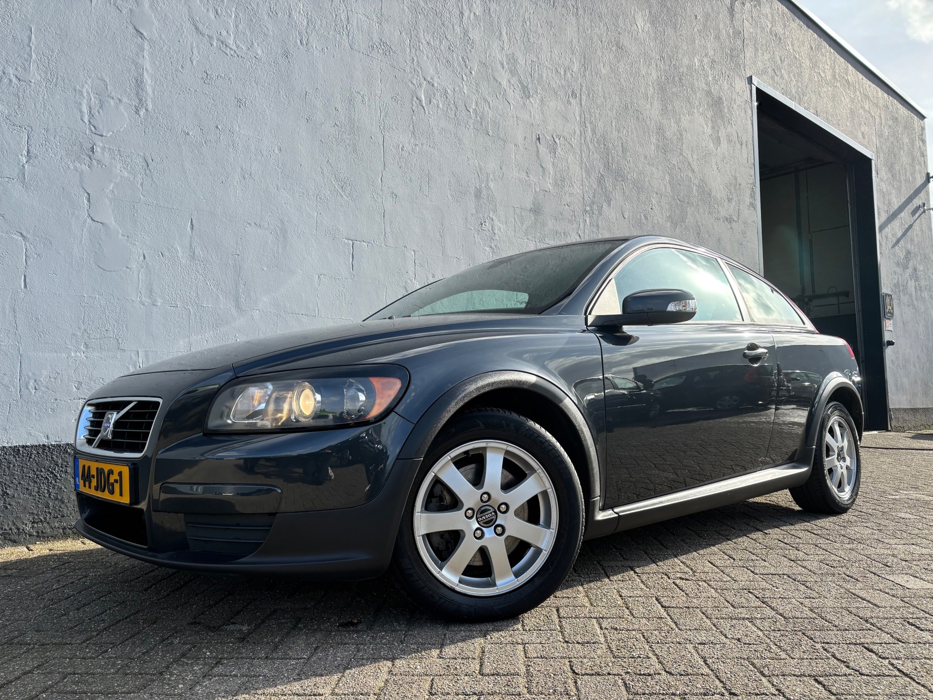 Volvo C30 2.4i Kinetic Automaat – YOUNGTIMER