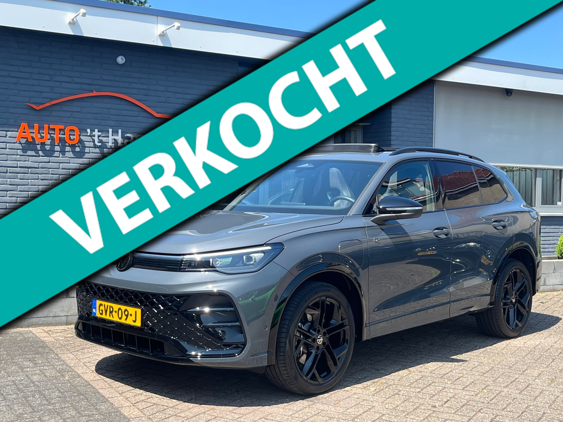 Volkswagen Tiguan 1.5 eHybrid R-Line pano trekh 1EIG 272PK NL-auto 20″