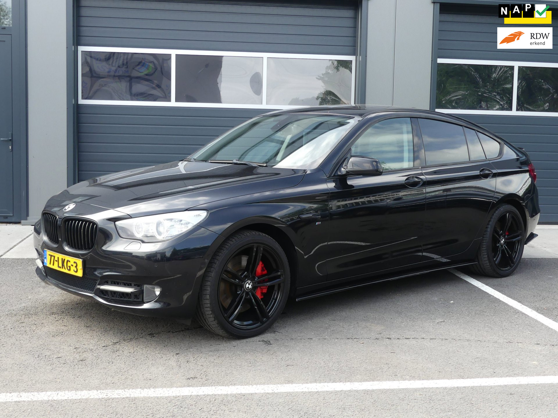 BMW 5 Serie 550i High Executive Navi Leder Panodak Xenon Org. NL-Auto Bom Vol!