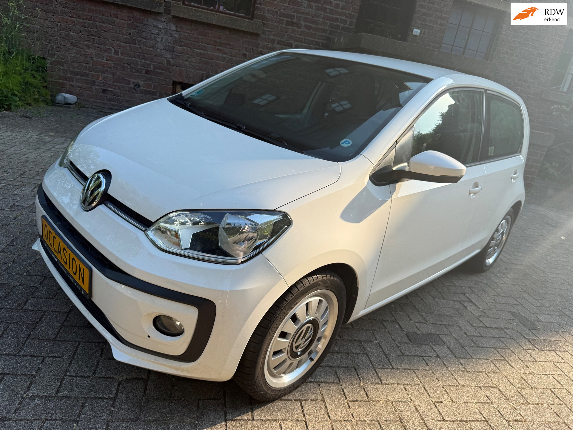 Volkswagen up! 1.0 BMT move up! Nette Uitvoering Pre Facelift