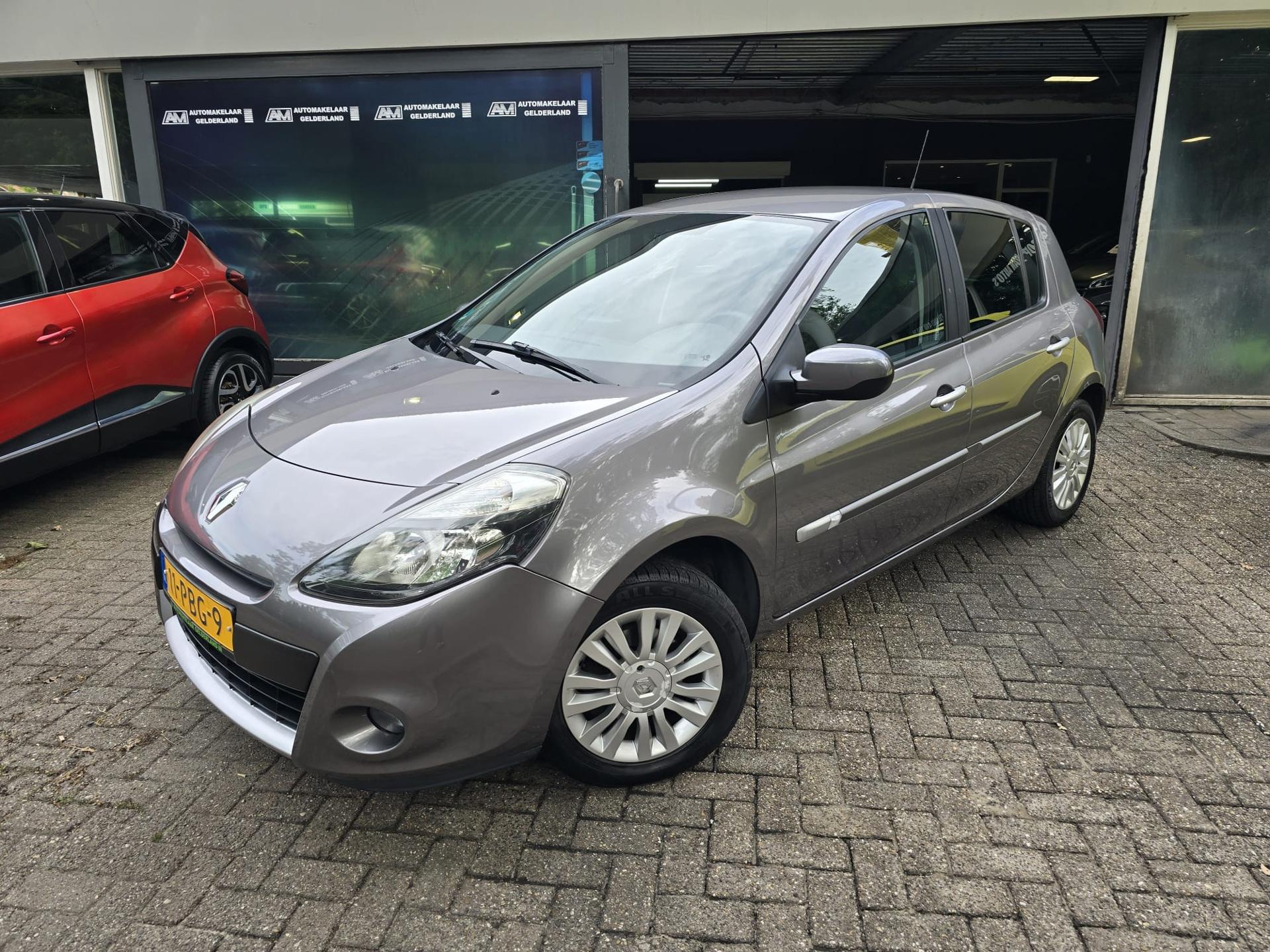 Renault Clio 1.2 Collection | 2E EIGENAAR | 3/6 OF 12MND