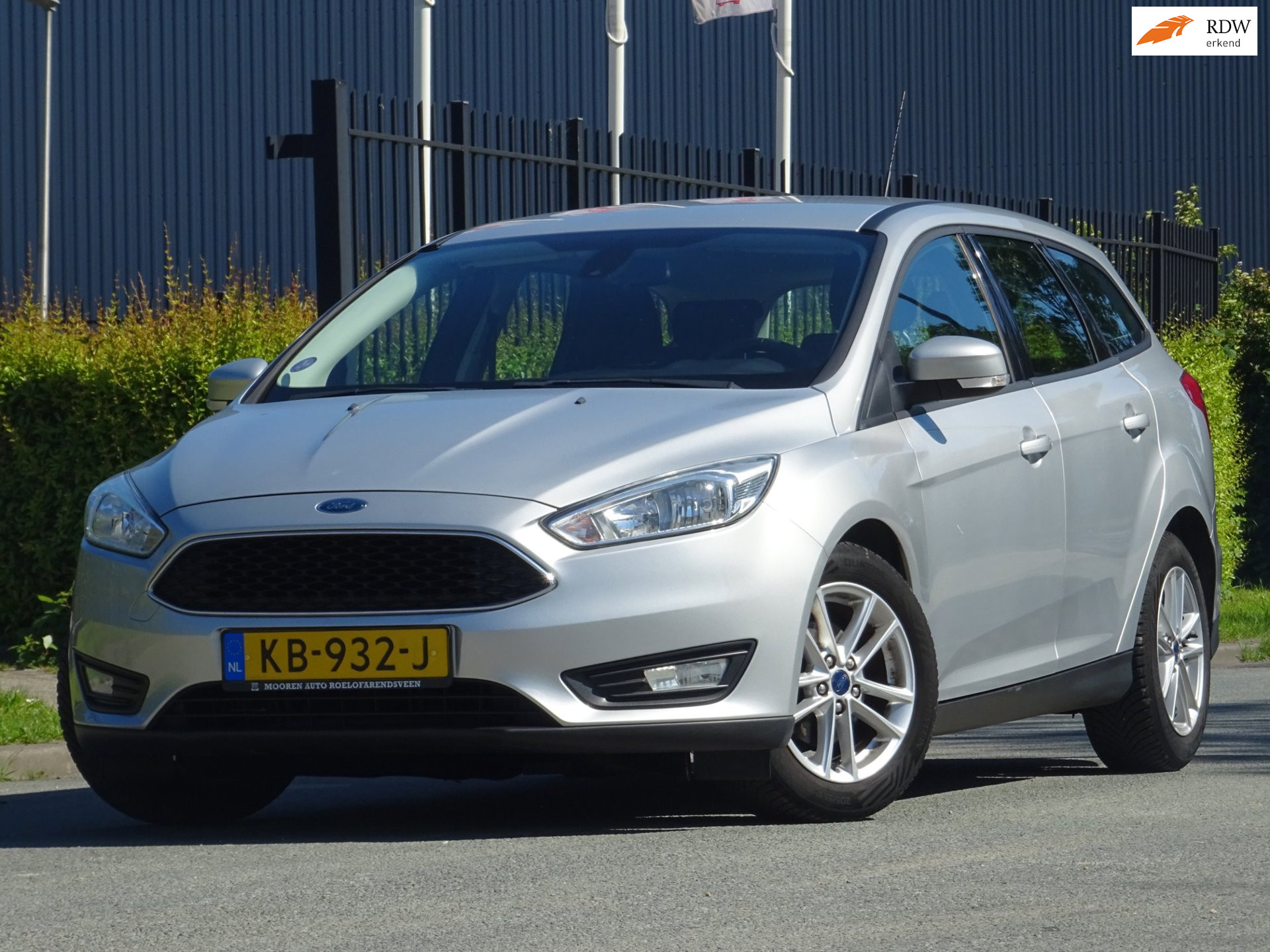 Ford FOCUS Wagon 1.0 Titanium Edition CLIMA/CRUISE/NW APK