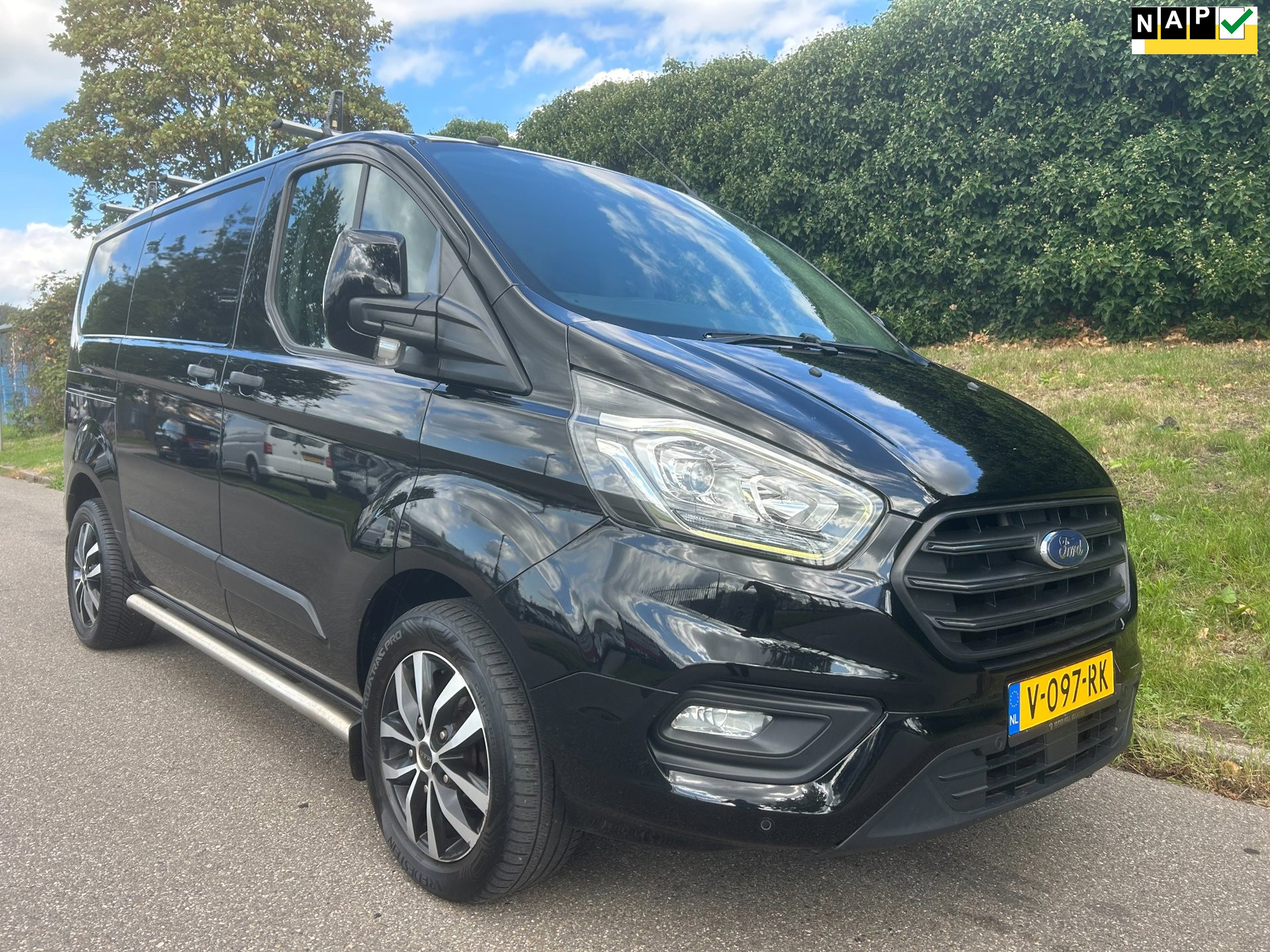 Ford Transit Custom 280 2.0 TDCI L1H1 3-zits – Camera – Uitstraling ! Frisse auto ! Sidebars