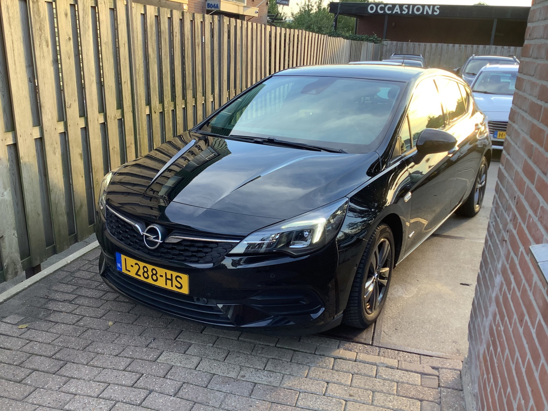 Opel Astra 1.2 Design & Tech black edition vol