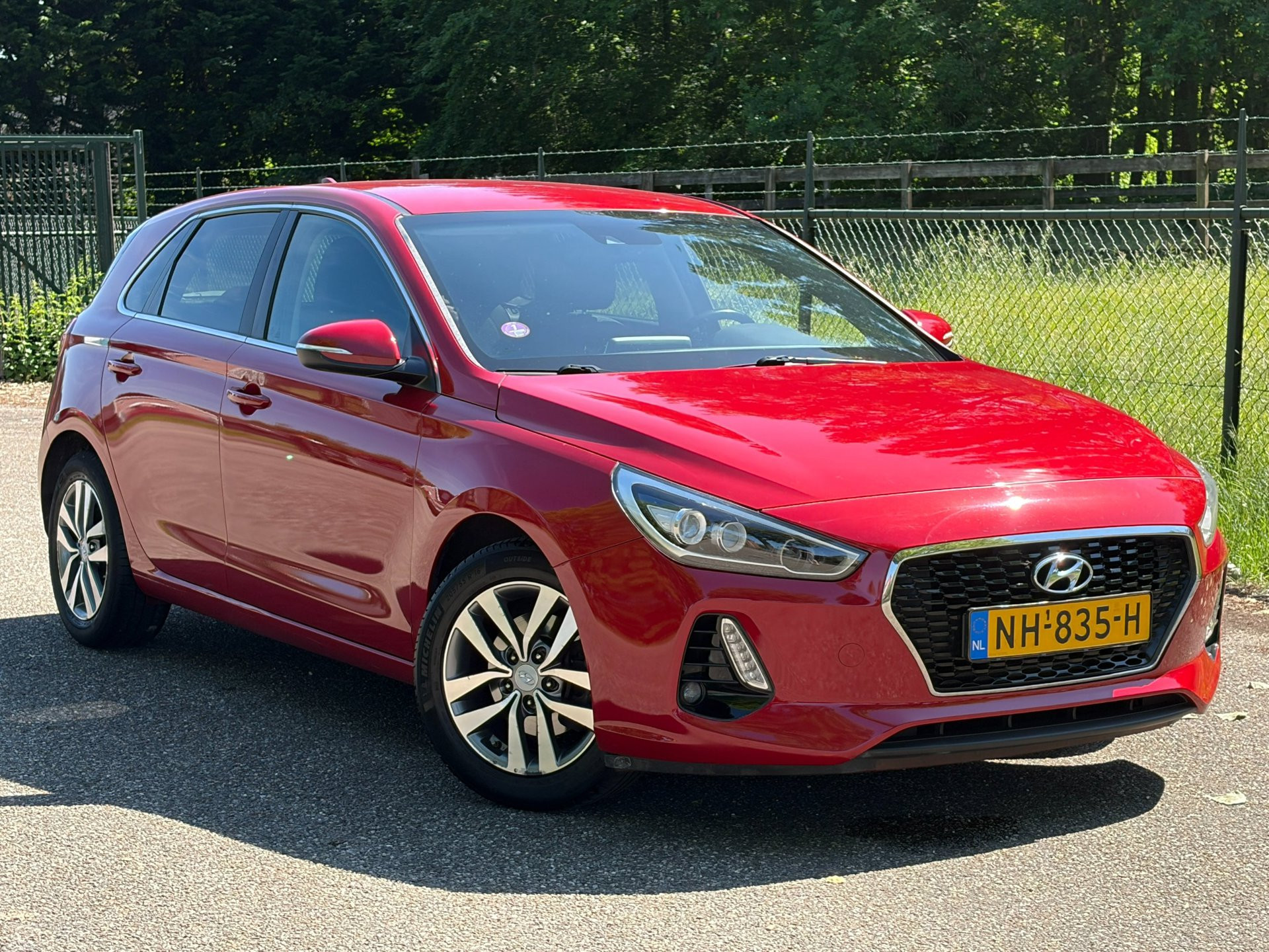 Hyundai i30 1.0 T-GDI First Edition /Xenon/Navi/Carplay/Camera/