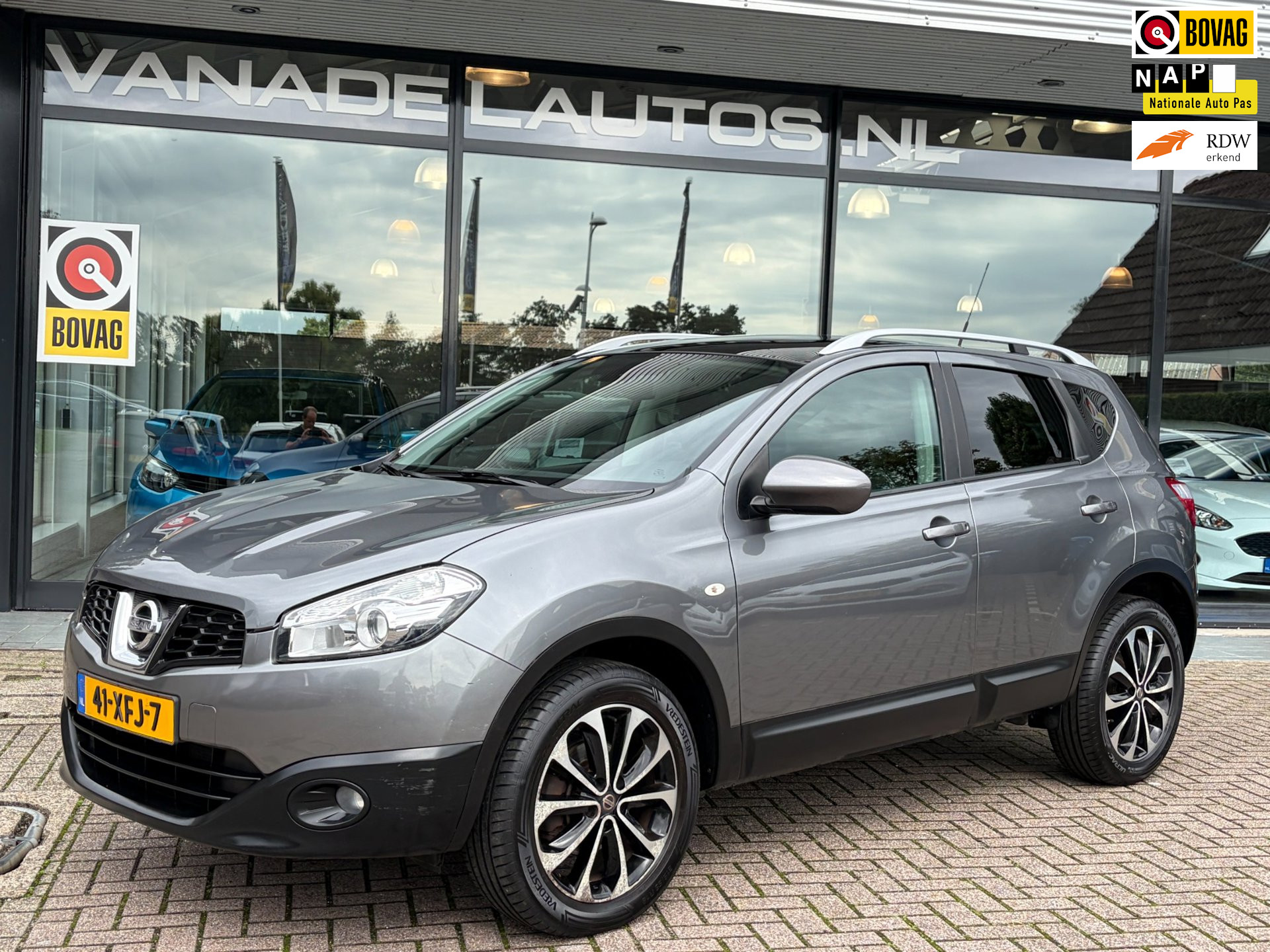 Nissan QASHQAI 1.6 Connect Edition Panorama Clima Camera Cruise Trekhaak NL-Auto NAP!