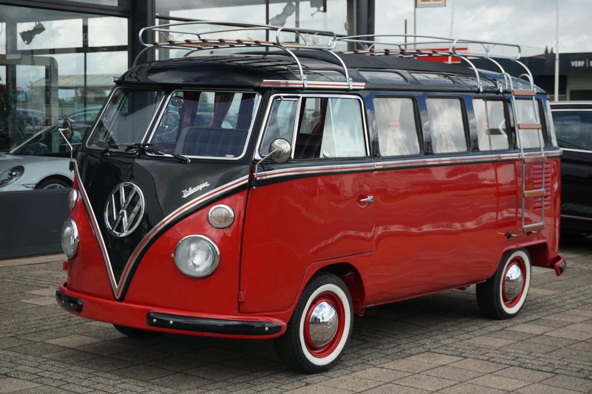 Volkswagen T1 Kombi Samba Style 23 Window Camper