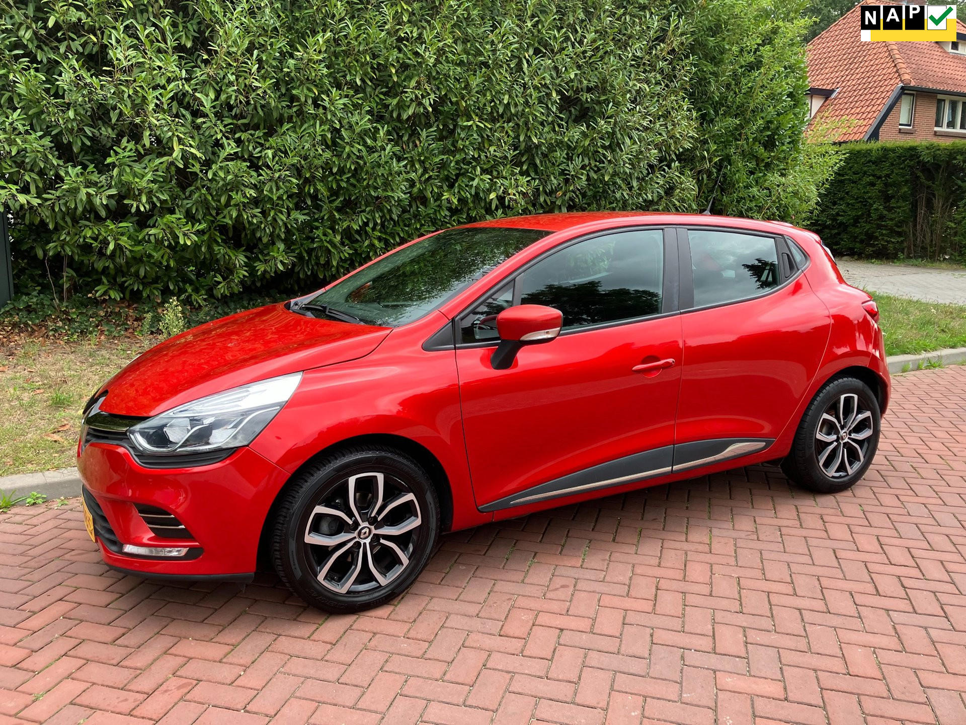 Renault Clio 0.9 TCe Zen nieuwe apk mooie auto bj 2018 diverse extra’s