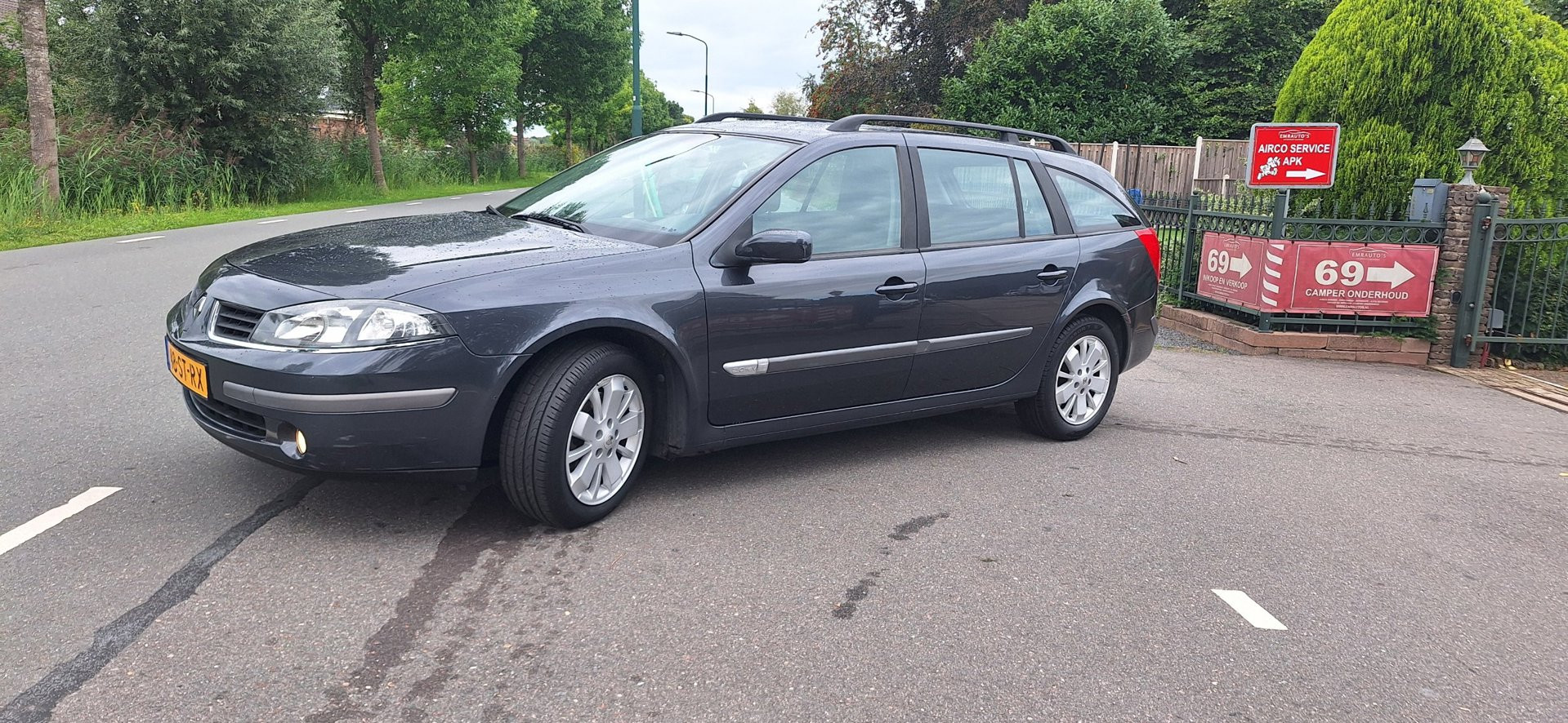 Renault Laguna Grand Tour 2.0-16V Dynamique