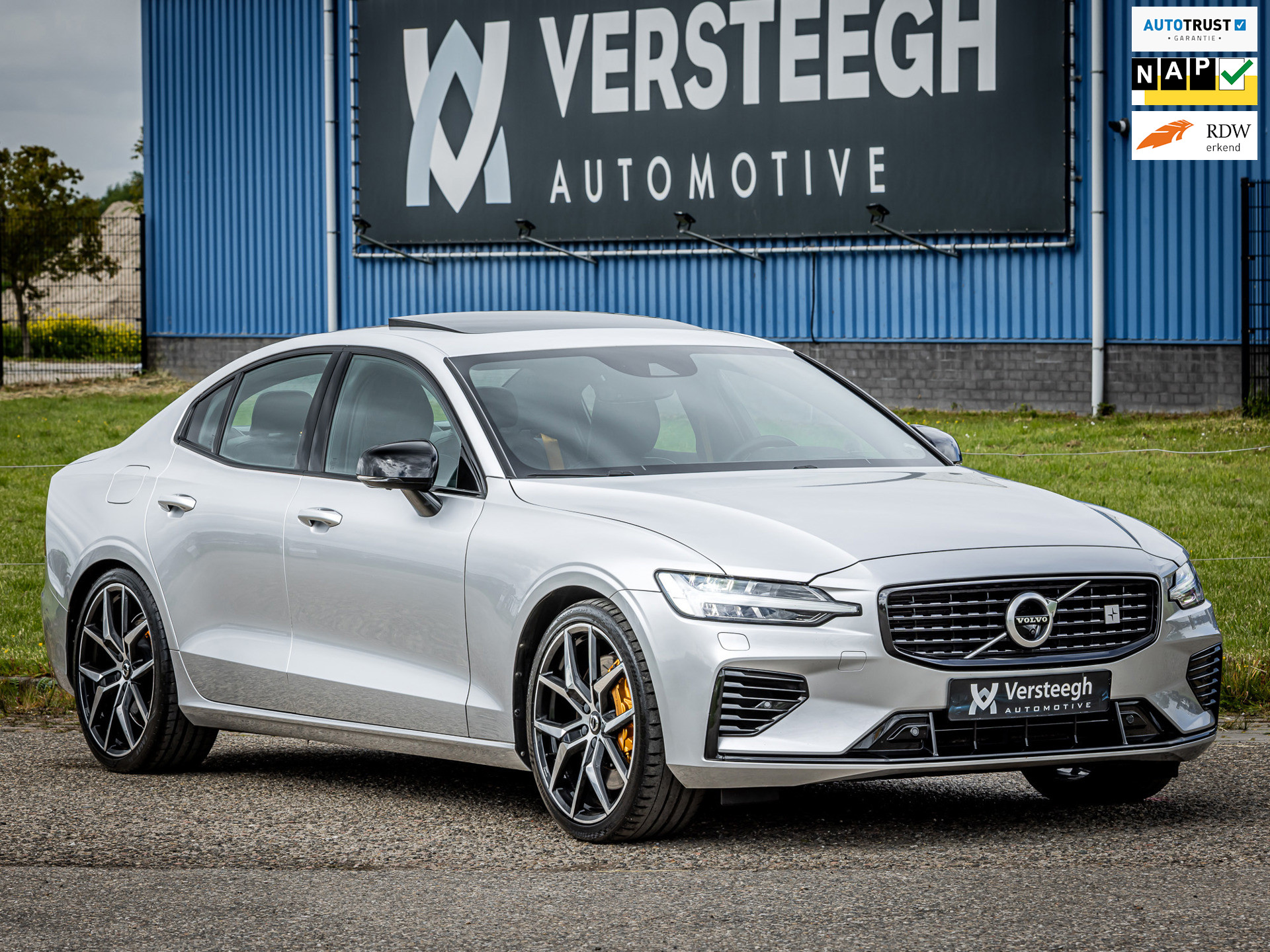 Volvo S60 2.0 T8 AWD Twin Engine Polestar Engineered |Panoramadak|Head-Up|Trekhaak