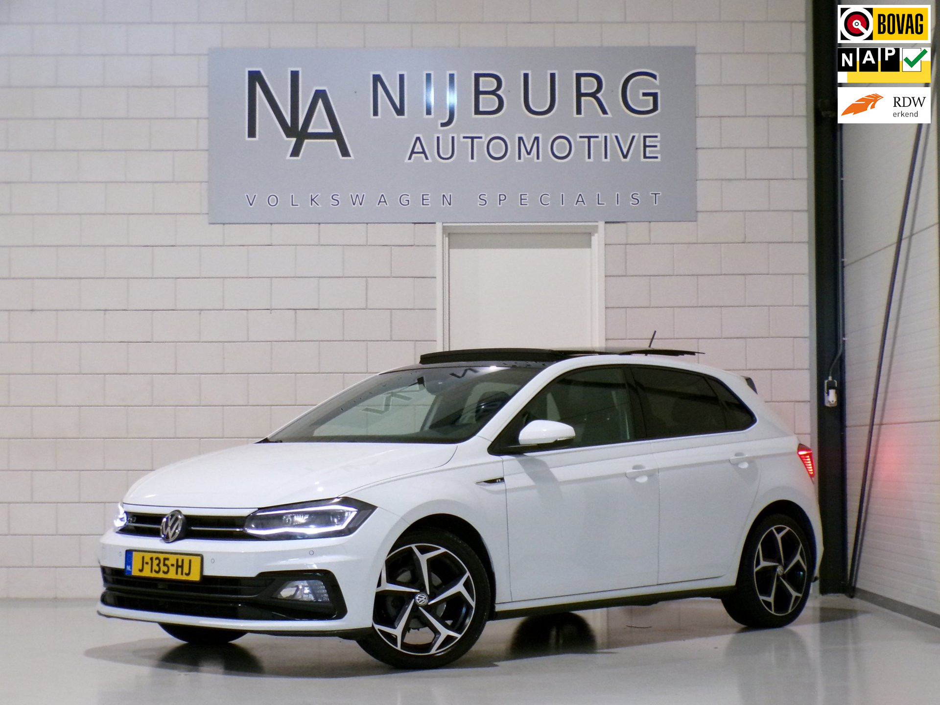 Volkswagen Polo 1.0 TSI Highline R-Line “Origineel NL!” 2x R Line Pano Led Virtual Apple-Carplay Parkeersensor Drive-mode Adaptive