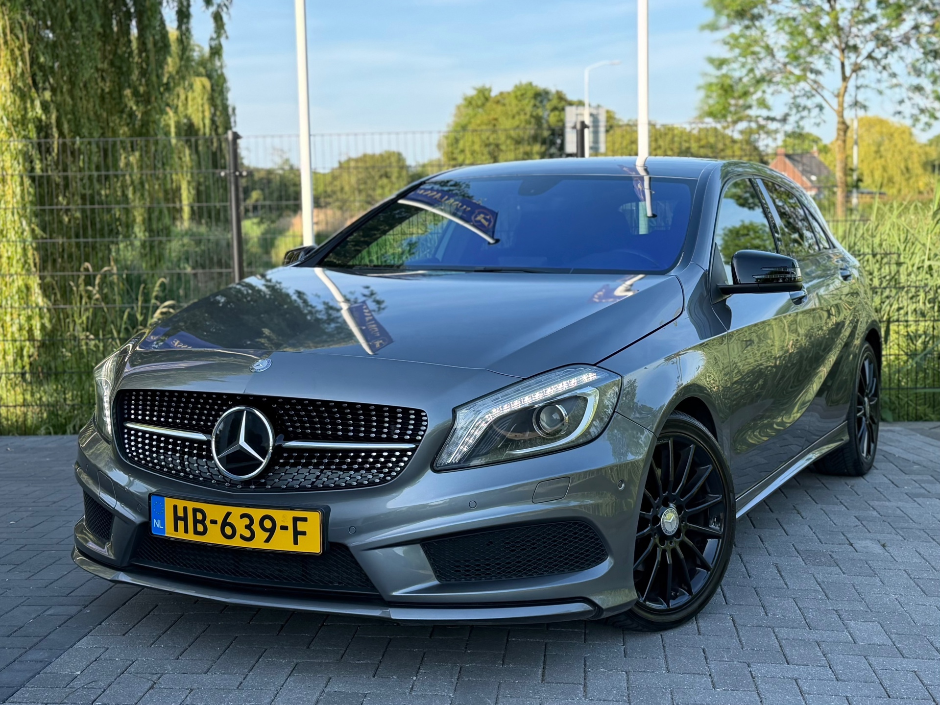 Mercedes-Benz A-Klasse 180 Ambition AMG / CLIMA / CRUISE / PDC / NAP