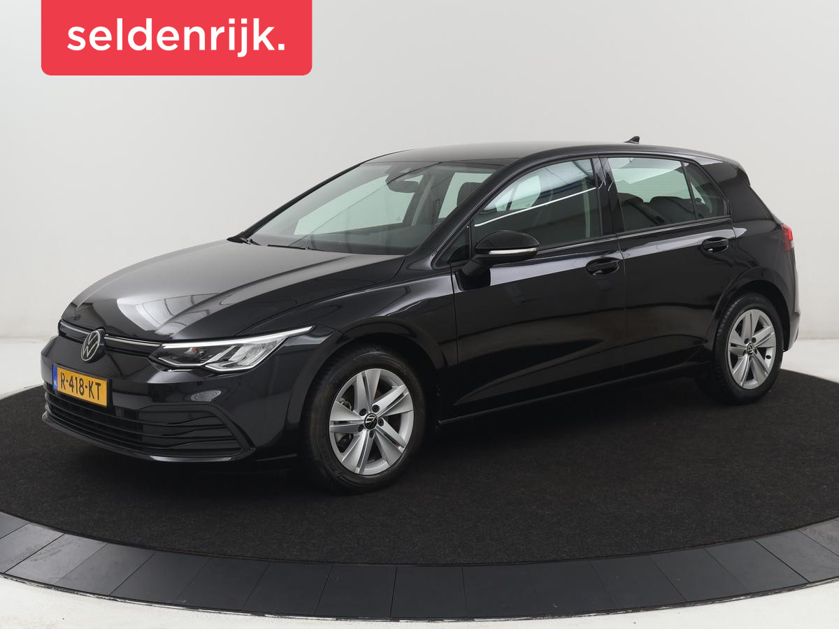 Volkswagen Golf 1.0 TSI Life | Carplay | Adaptive cruise |