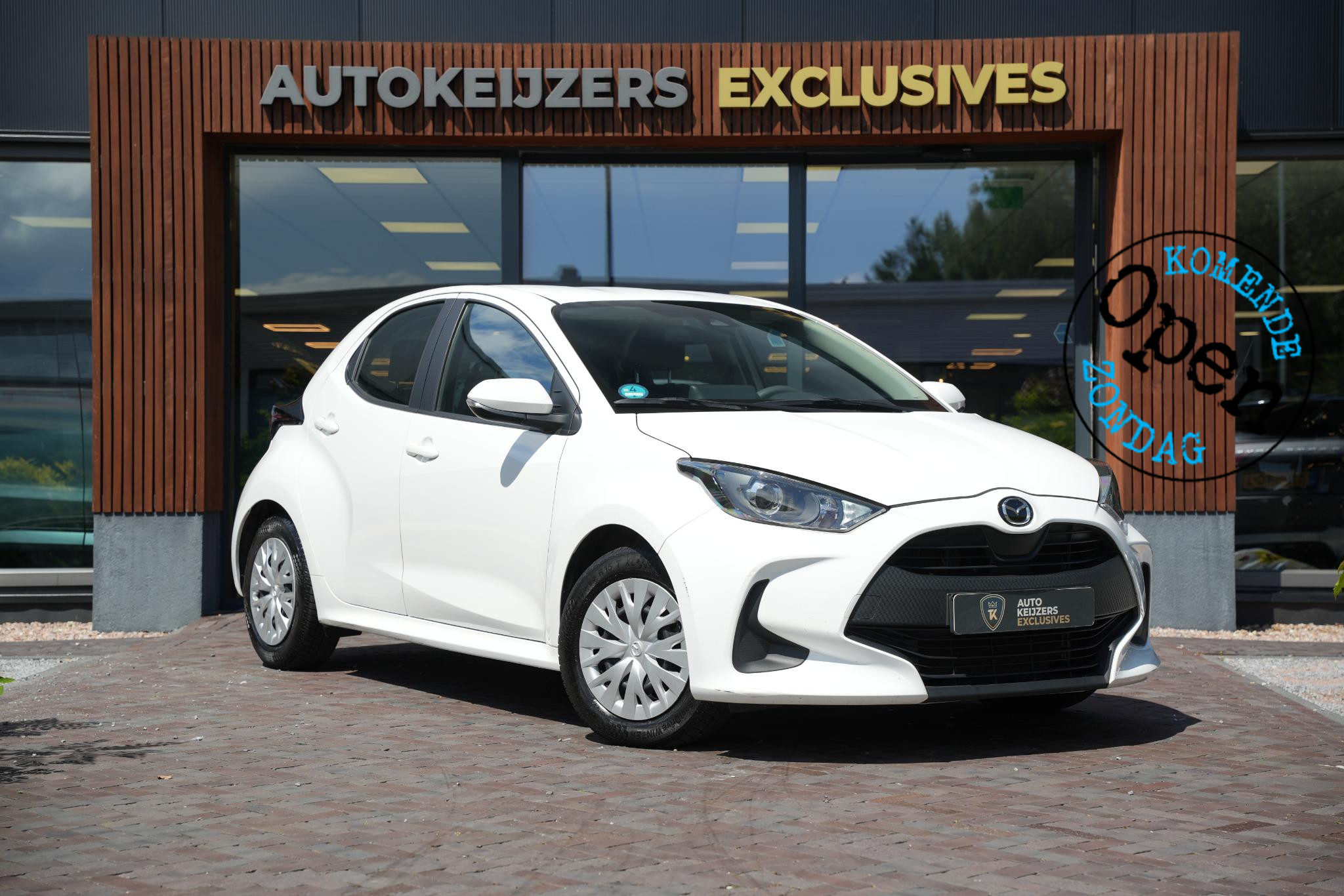 Mazda 2 Hybrid 1.5 Centre-line
