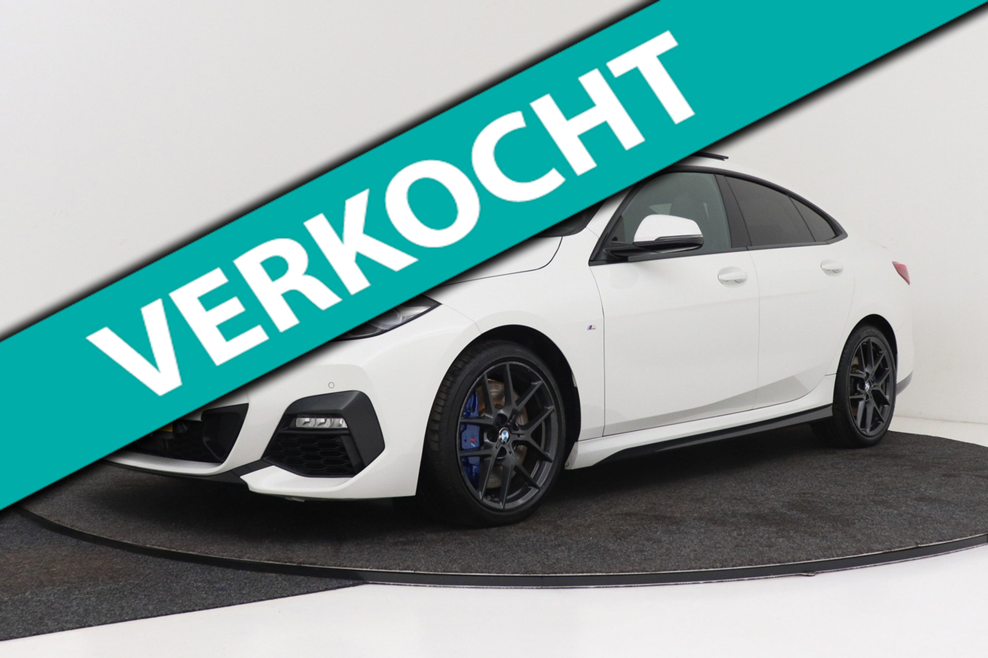 BMW 2 Serie Gran Coupé 218i High Executive M-Sport | Panoramadak | Sportstoelen | Leer | CarPlay | Digital Cockpit | Keyless |