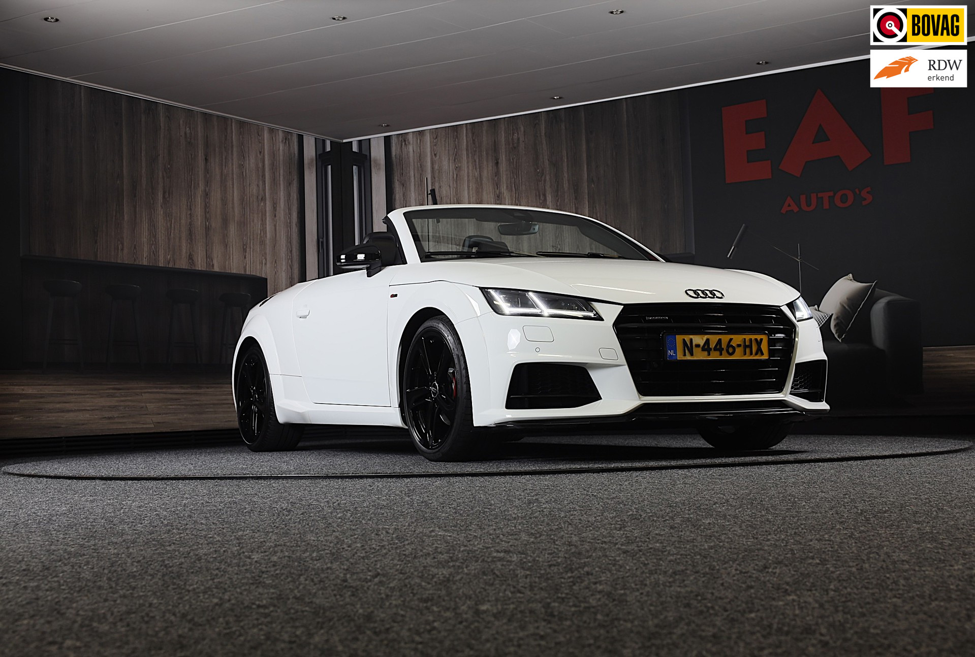 Audi TT Roadster 2.0 TFSI Quattro S Line / 230 PK / Virtual Cockpit / AUT / Navi / Camera / Ecc / Elek Pakket / Led / Pdc / 19 Inc