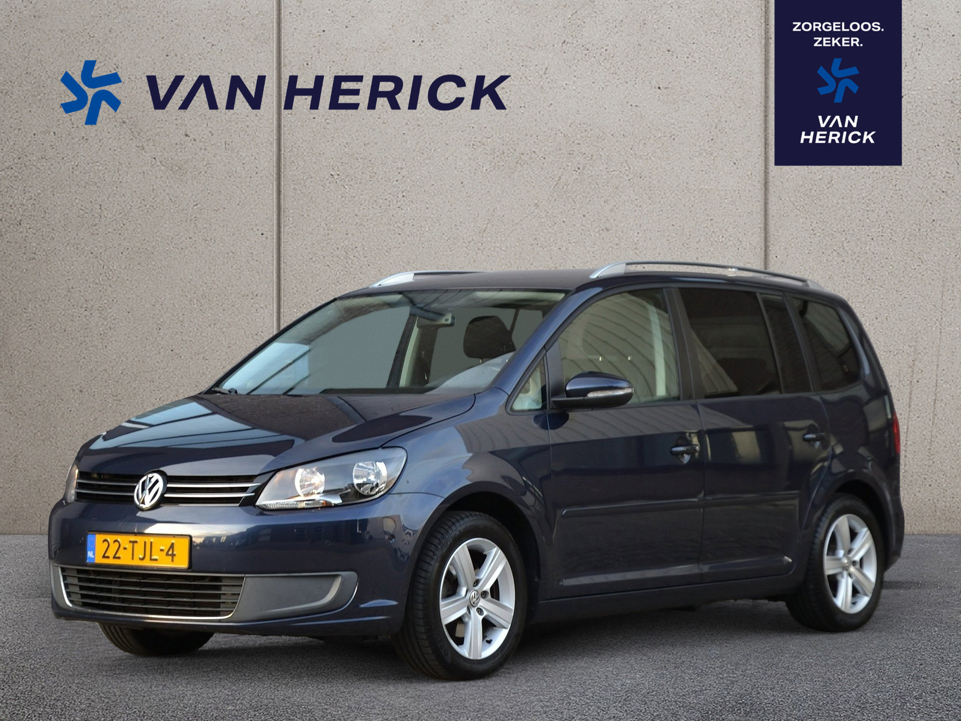 Volkswagen Touran 1.4 TSI Comfortline Automaat 140PK | Trekhaak | Camera | Cruise | Dealer Onderhouden