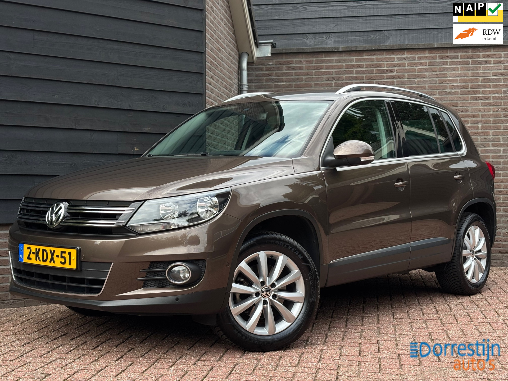 Volkswagen Tiguan 1.4 TSI Sport&Style | Navi | PDC | Cruise | Eerste eigenaar