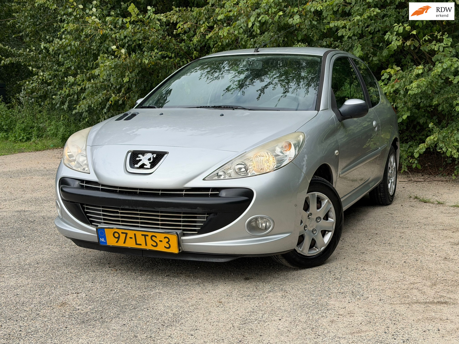 Peugeot 206+ 1.4 XS | ” 155.000 ” KM + Nwe APK + Cruise control Nu € 1.750,- !!!