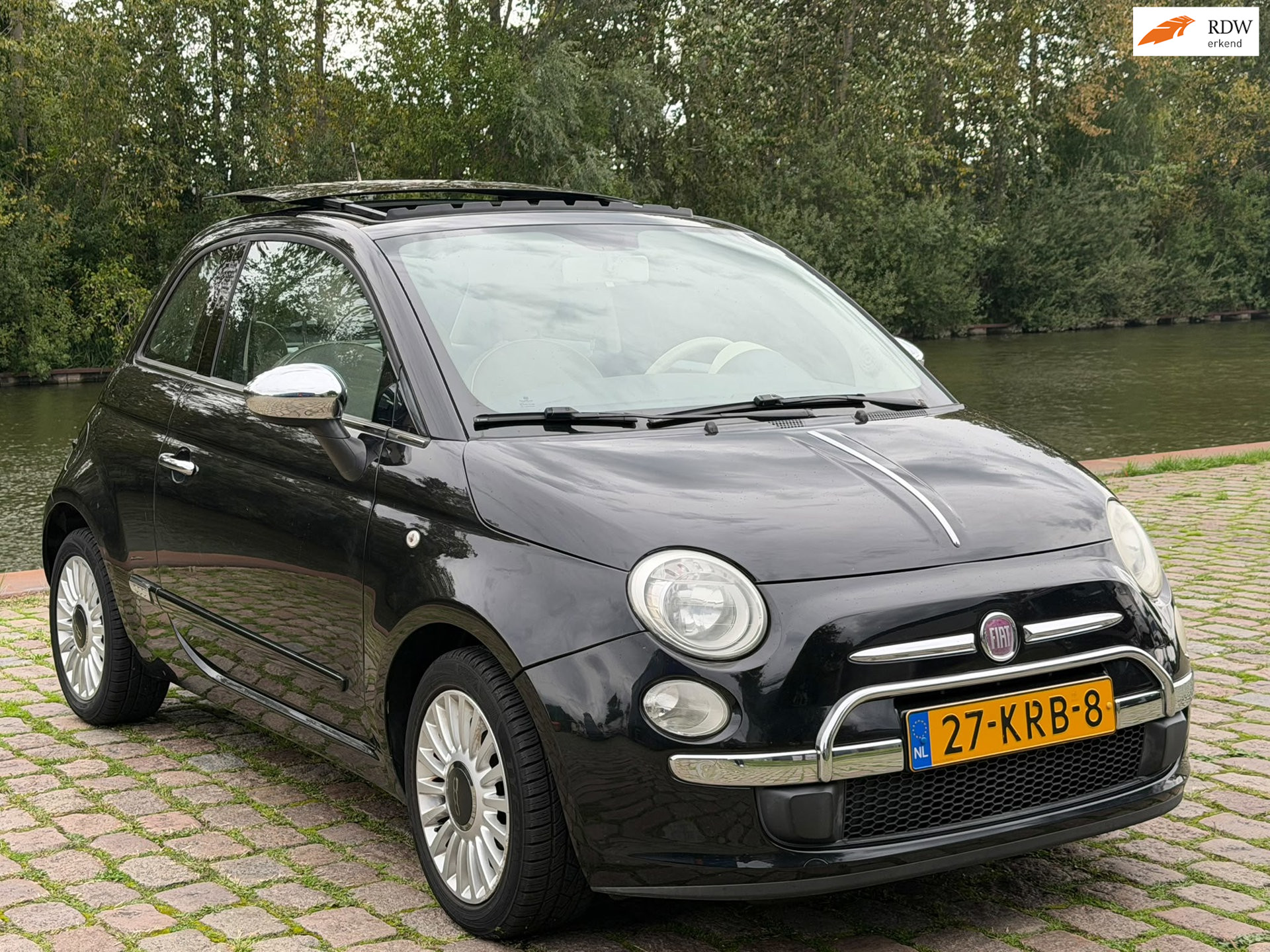 Fiat 500 1.2 Lounge Automaat panorama dak airco elektrische ramen cv op afs