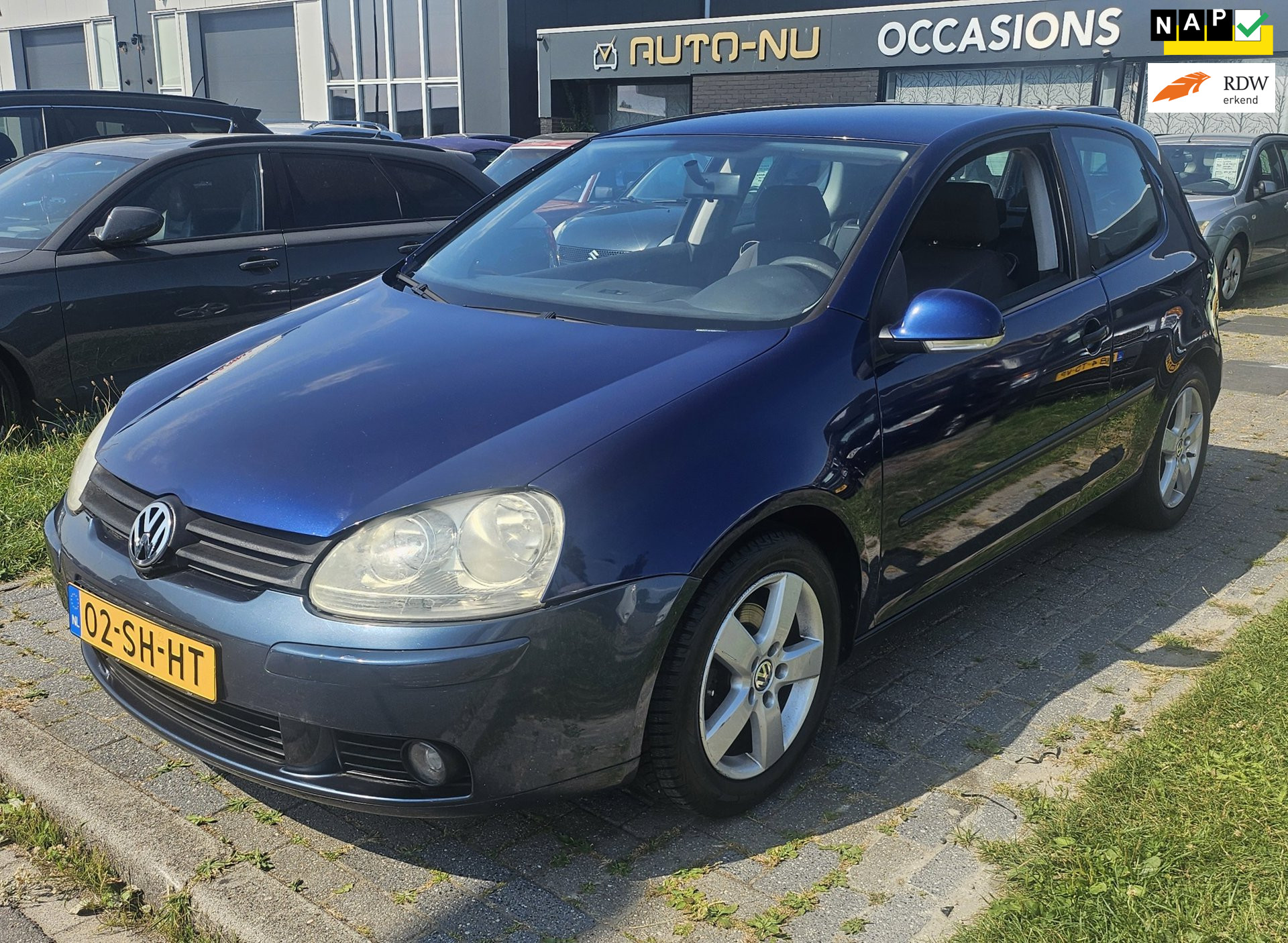 Volkswagen Golf 1.6 FSI Turijn €1.295,- Climate Cruise Trekhaak LM-Velgen Bluetooth APK NAP