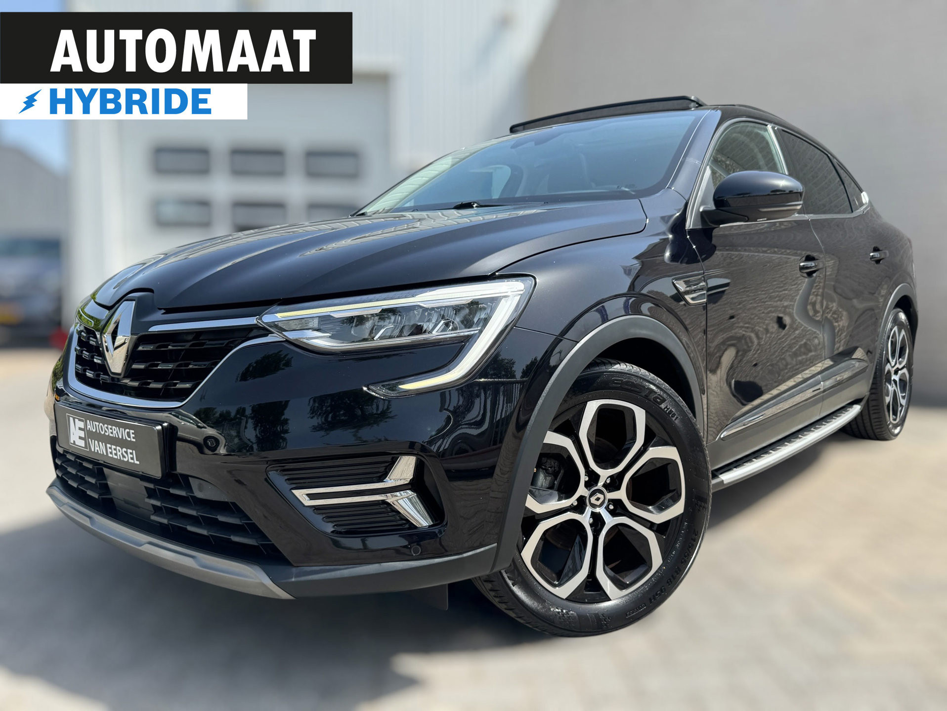 Renault Arkana 1.6 E-Tech Hybrid 145 Intens TREKHAAK / PANO / LEDER / LED / CARPLAY / STOELVERW. / ELEKTR STOEL / CRUISE / CAMERA