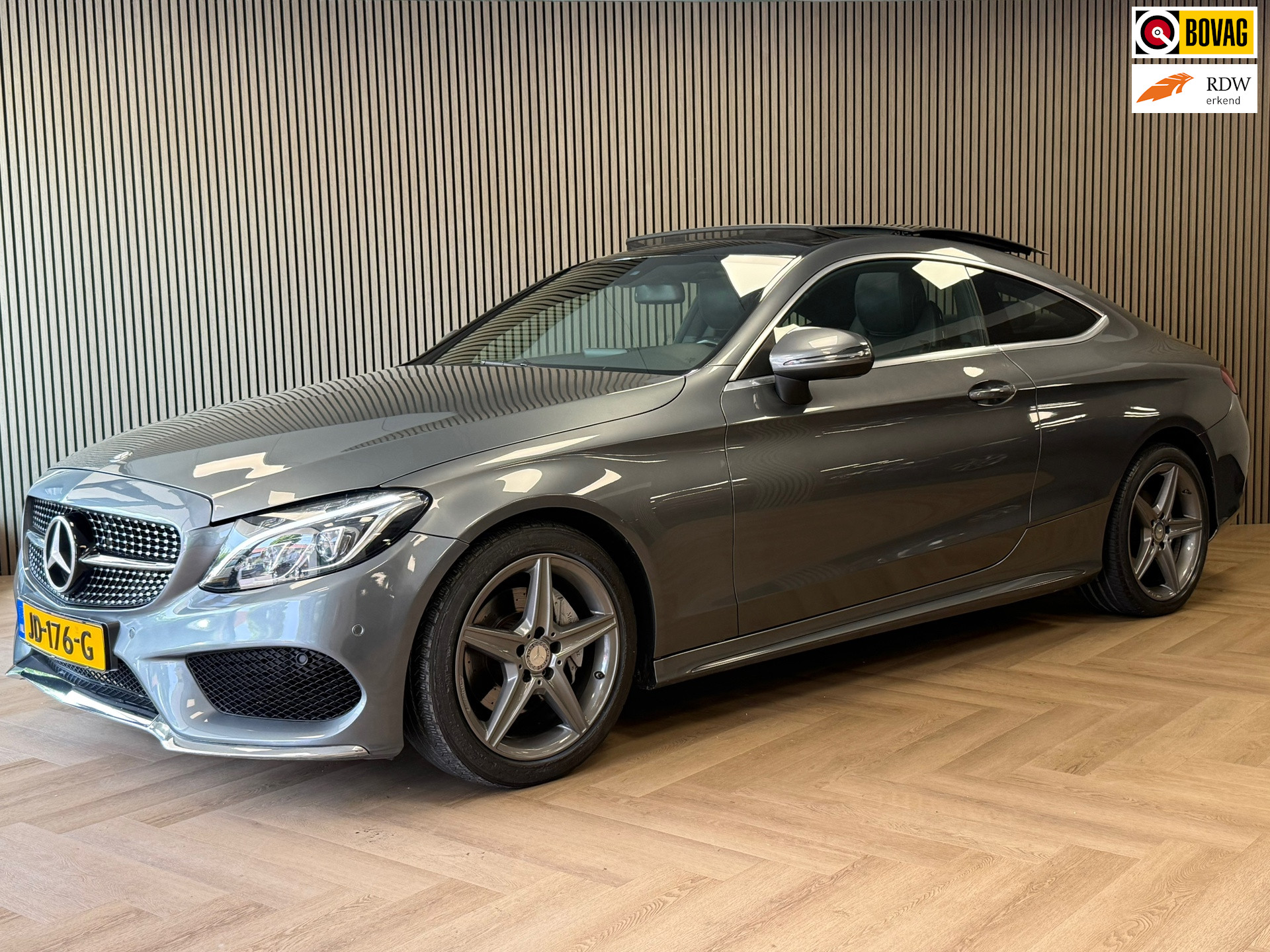 Mercedes-Benz C-Klasse Coupé C180 Ambition AUT AMG PANORAMADAK NAVI CAMERA PDC